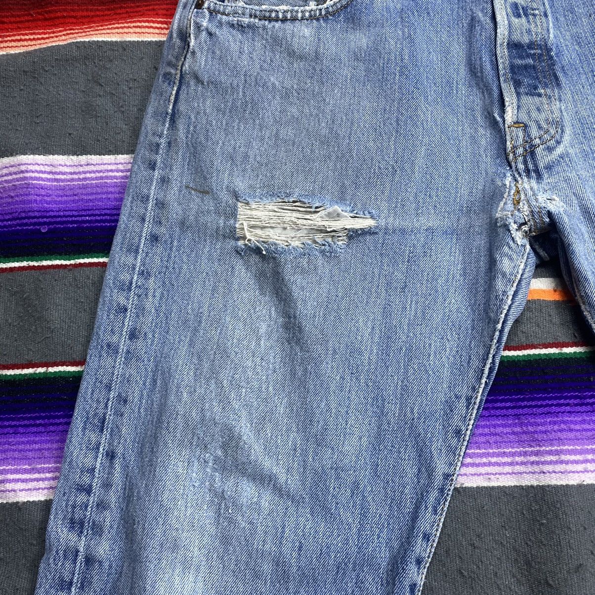 Levi's Vintage Levi’s 501 Distressed Denim 34x29 Size US 34 / EU 50 - 5 Thumbnail