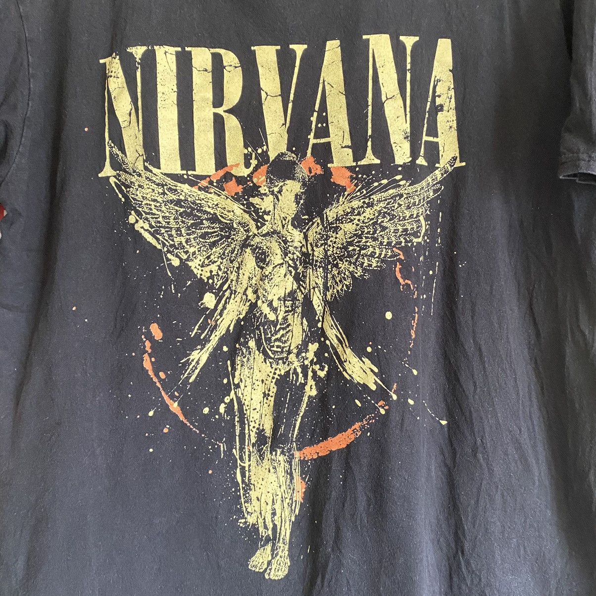 Band Tees Vintage Nirvana in Utero Black T-Shirt Size US M / EU 48-50 / 2 - 2 Thumbnail