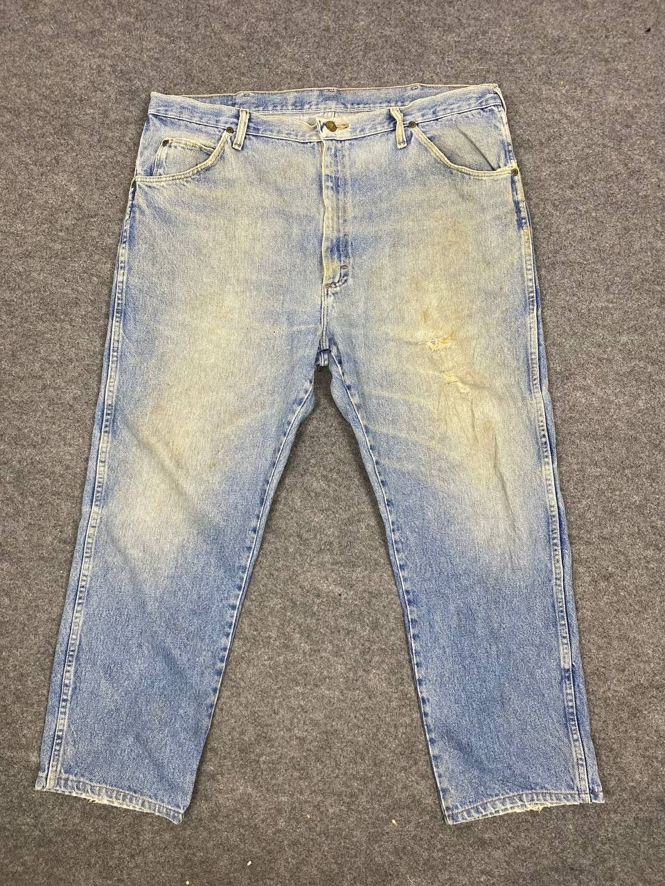image of Vintage Wrangler Faded Denim Nice Design in Light Blue, Men's (Size 40)