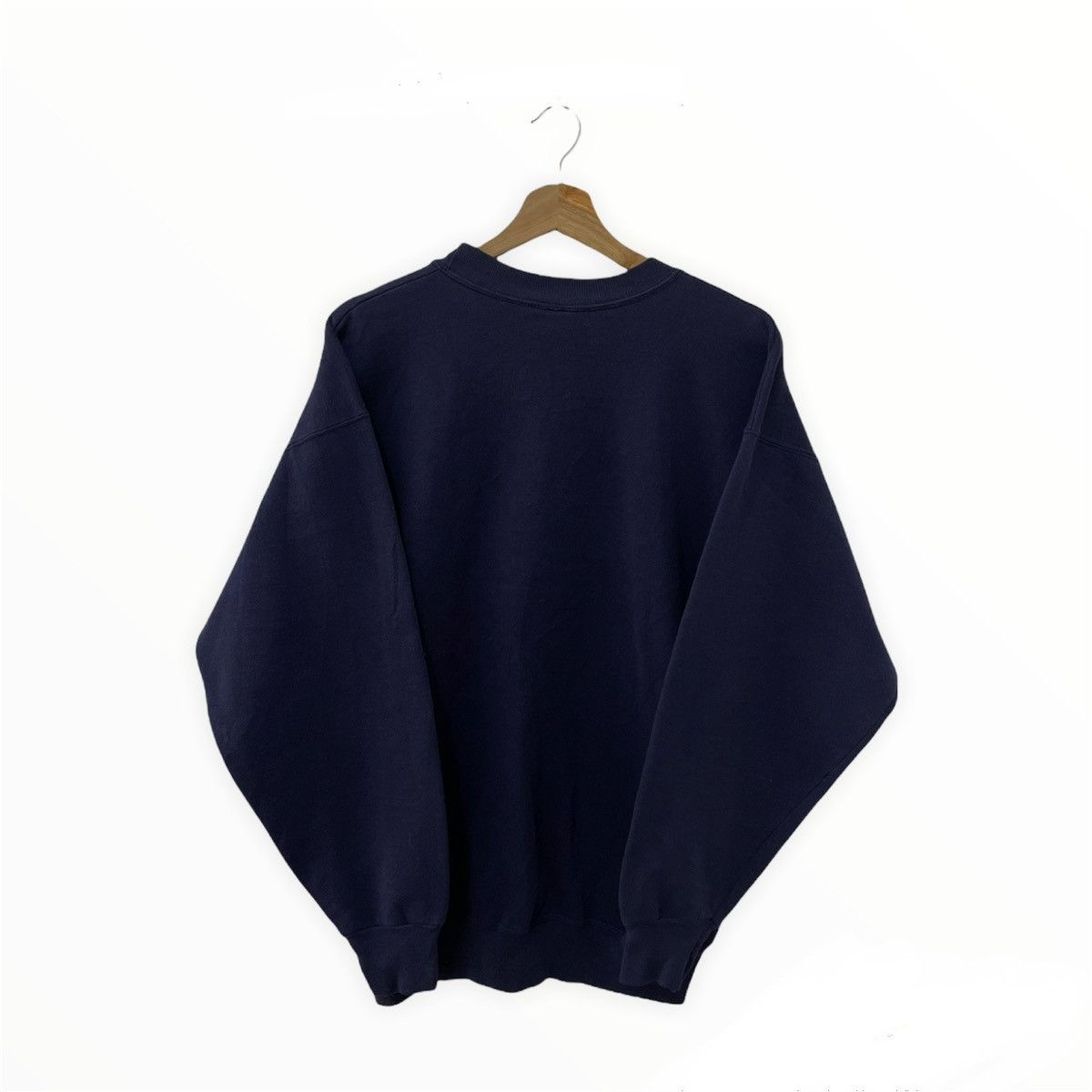 Nike × Vintage Vintage 90’s Nike Town USA Embroidery Sweatshirt Size US L / EU 52-54 / 3 - 4 Thumbnail