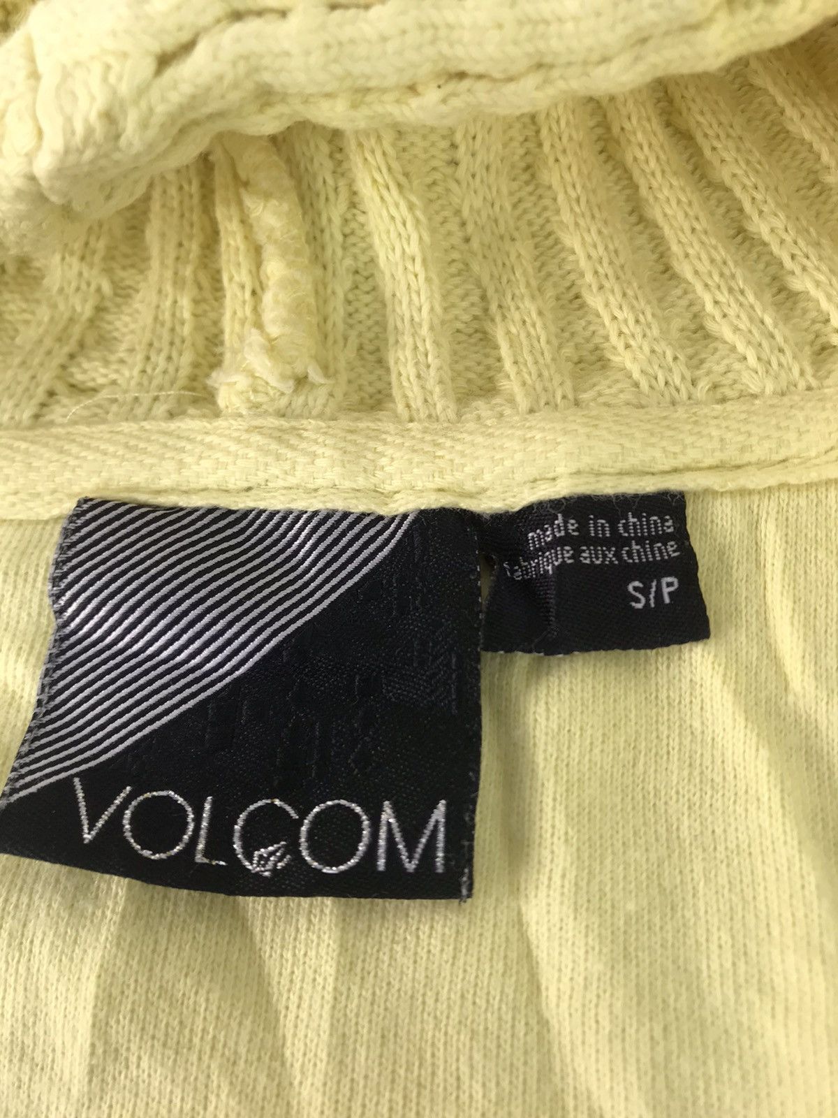 Grailed Volcom Embrodery Logo Brand Hoodie Sweatshirt Zipper Size S / US 4 / IT 40 - 4 Thumbnail