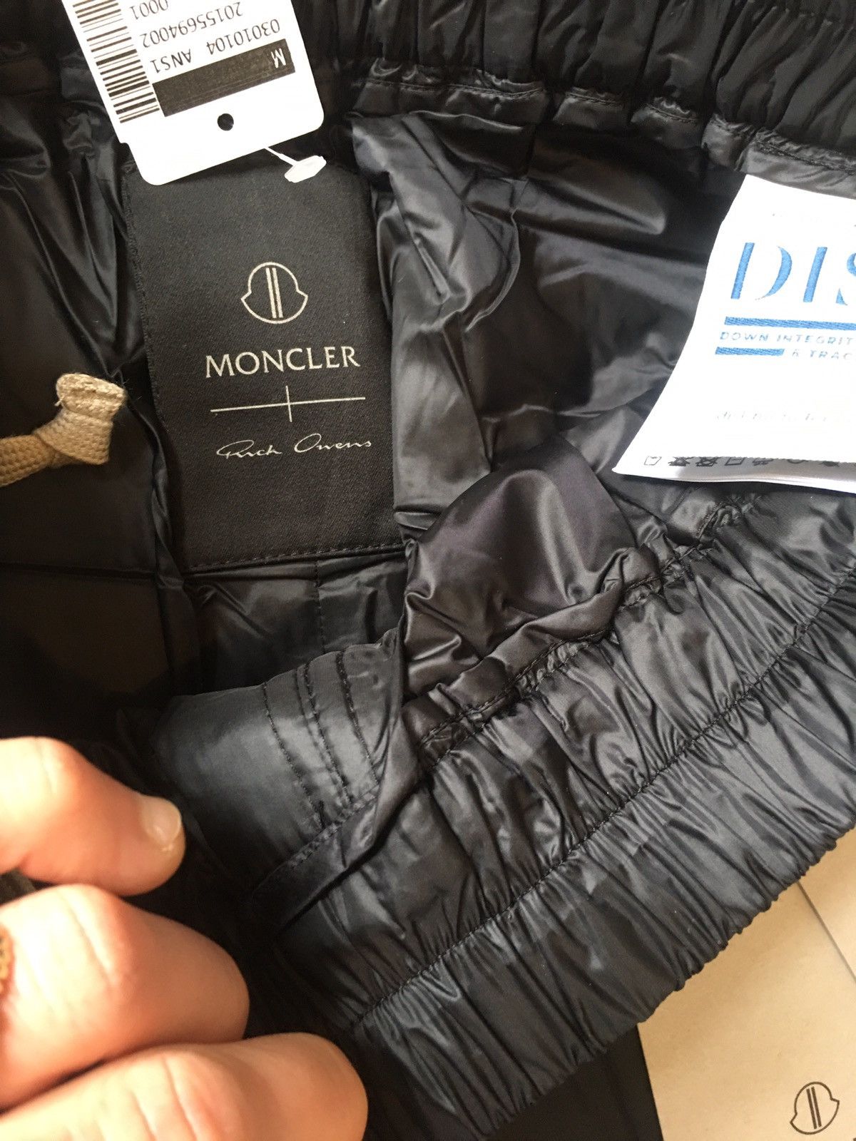 Moncler × Rick Owens Black Moncler Edition Down Pod Shorts *LAST PRICE DROP* Size US 32 / EU 48 - 10 Thumbnail