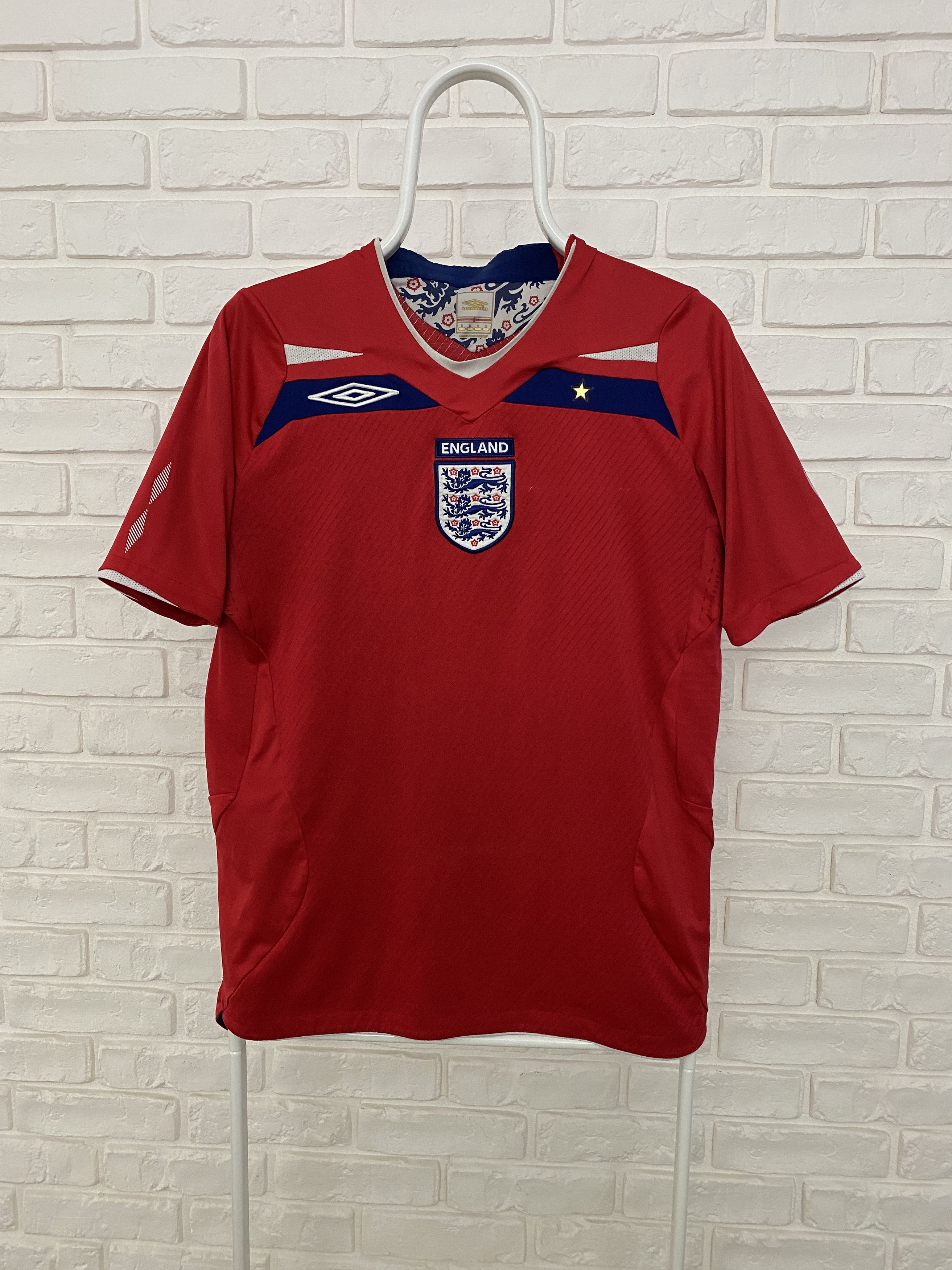 Maillot Angleterre UMBRO 2010/2011 Rouge - Taille 40 - Occasion