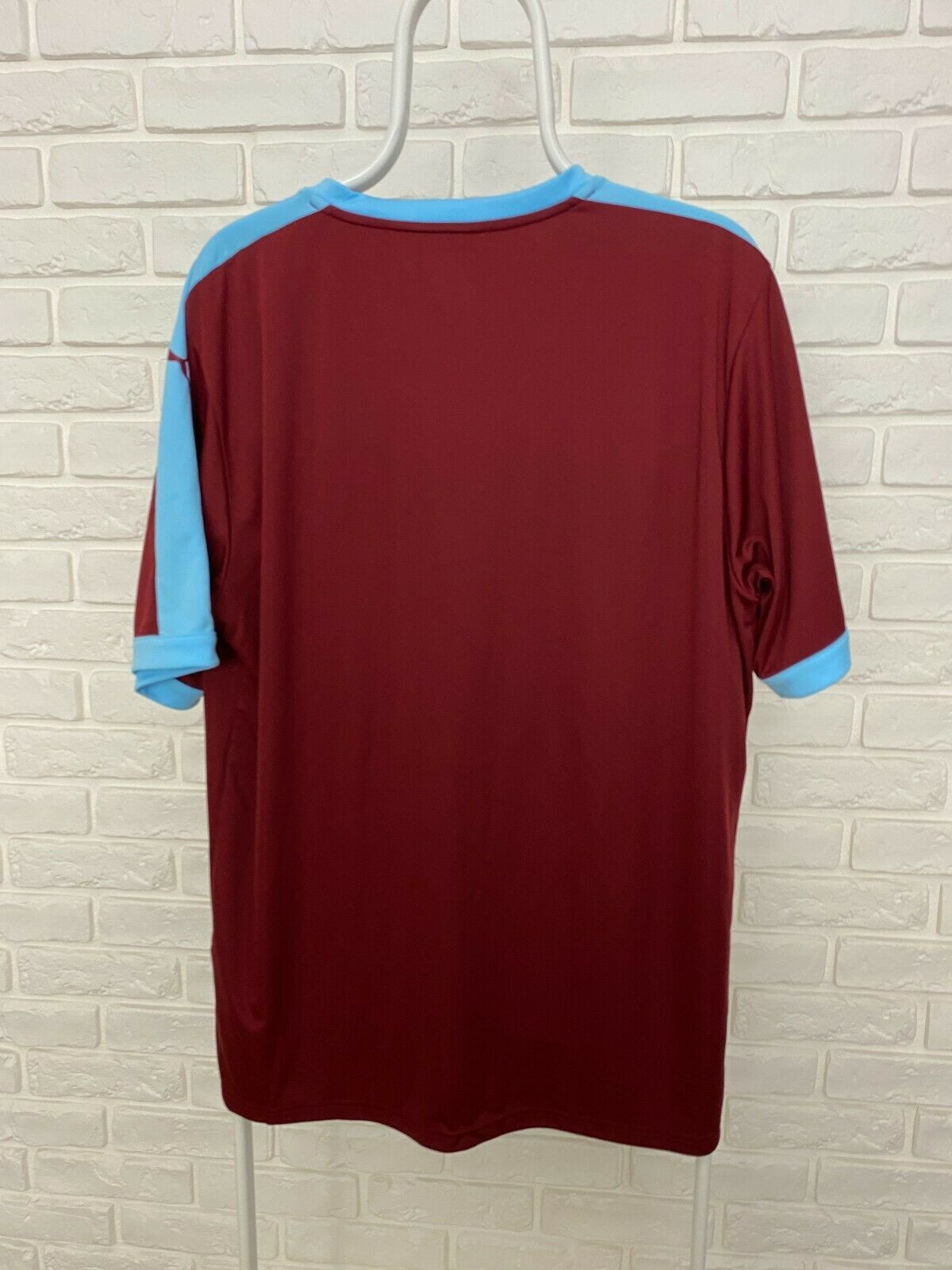 Puma BNWT BURNLEY 2015 2016 PUMA HOME FOOTBALL SHIRT SOCCER XL Size US XL / EU 56 / 4 - 5 Thumbnail