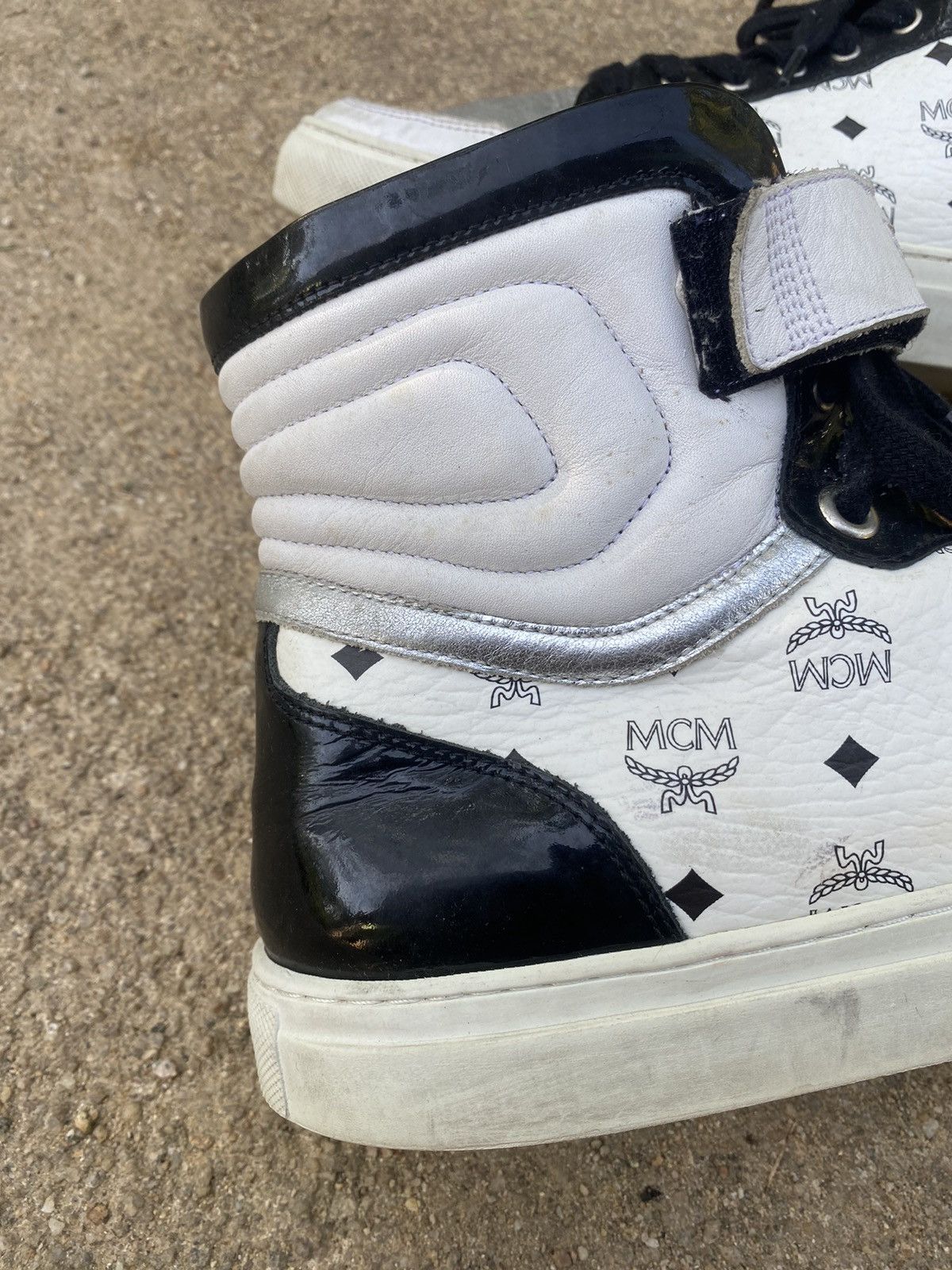 MCM MCM HI-TOP SNEAKERS LUXURY Size US 12 / EU 45 - 8 Thumbnail