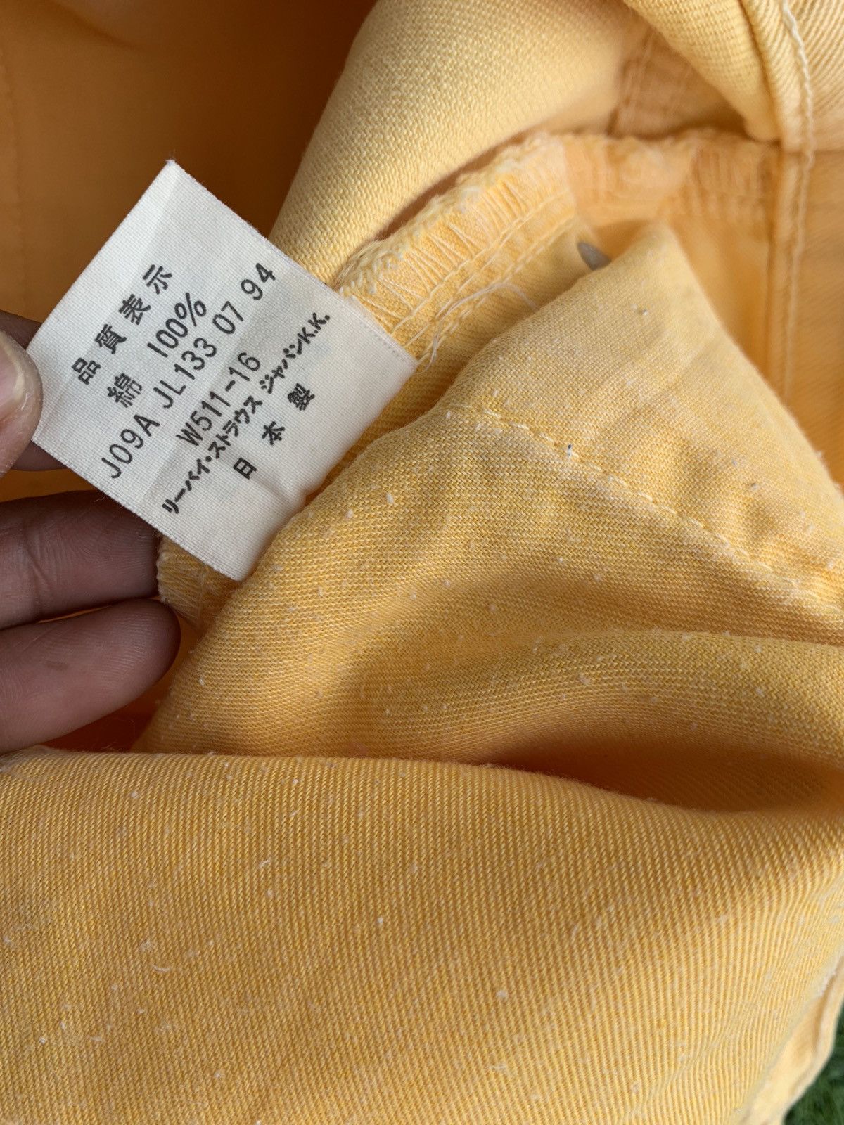 Levi's Vintage Levis White Tag Lemon Yellow Denim Jeans Size US 29 - 8 Thumbnail