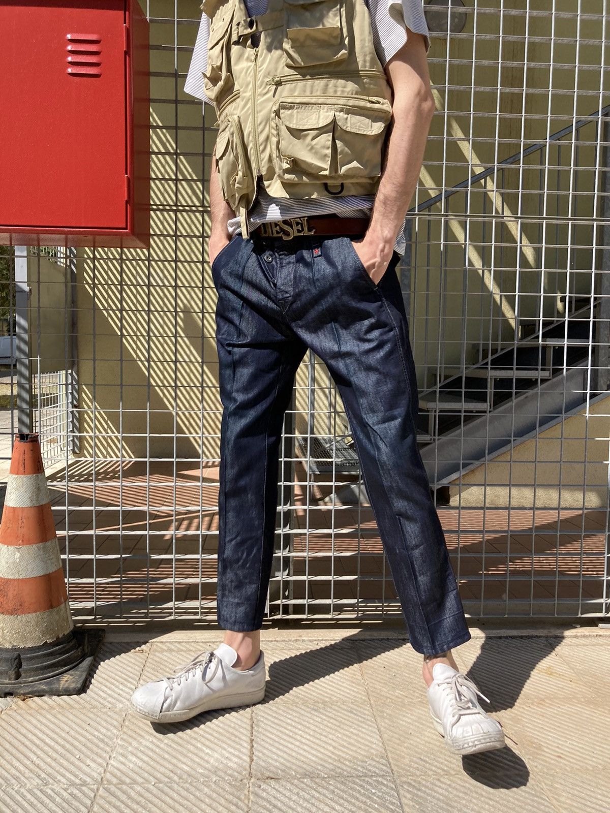 Marithe + Francois Girbaud SLIM CROPPED JEANS Size US 30 / EU 46 - 2 Thumbnail