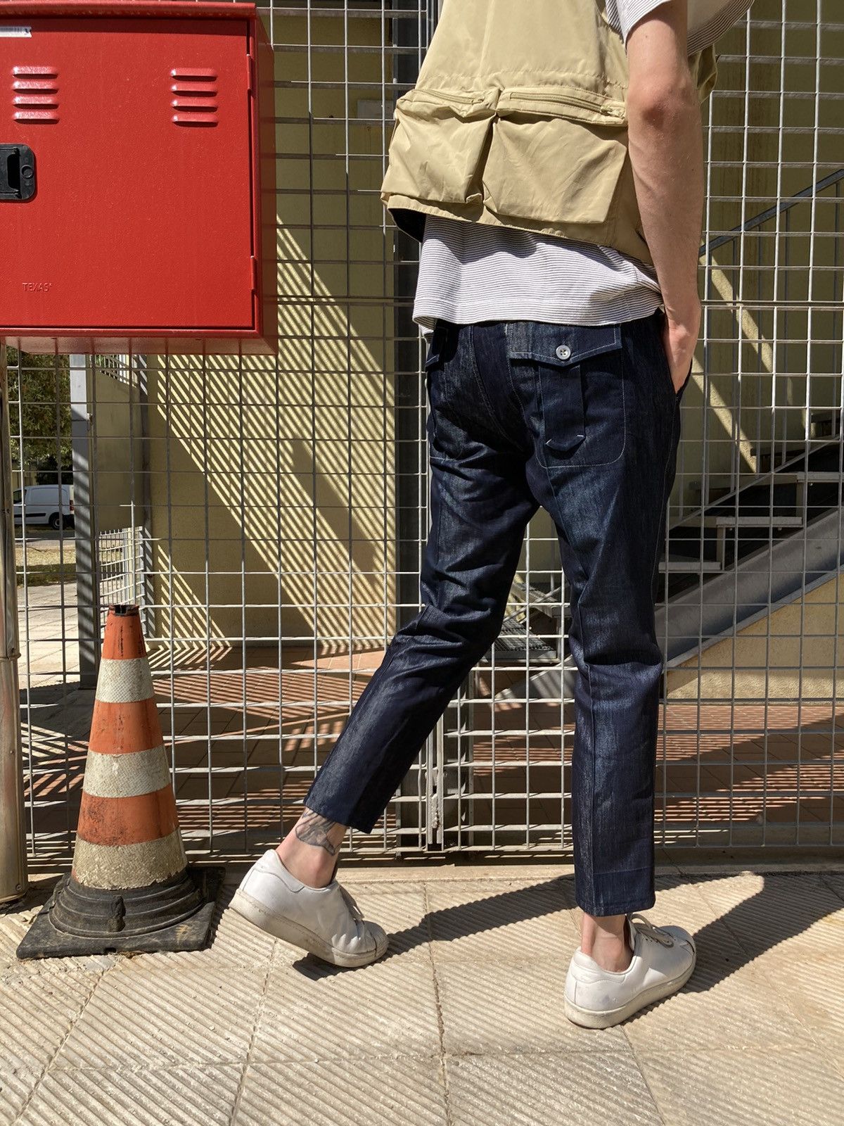 Marithe + Francois Girbaud SLIM CROPPED JEANS Size US 30 / EU 46 - 3 Thumbnail