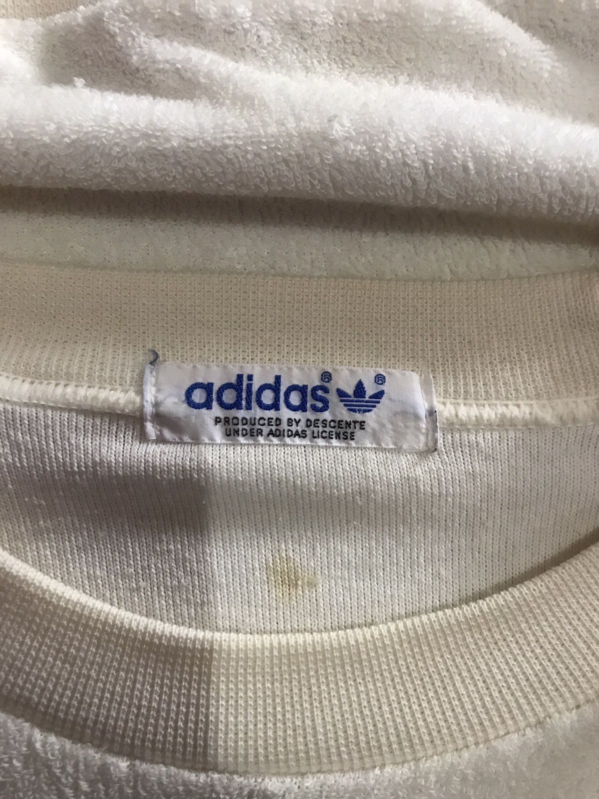 Adidas Vintage Adidas sweatshirt size S Size US S / EU 44-46 / 1 - 3 Thumbnail