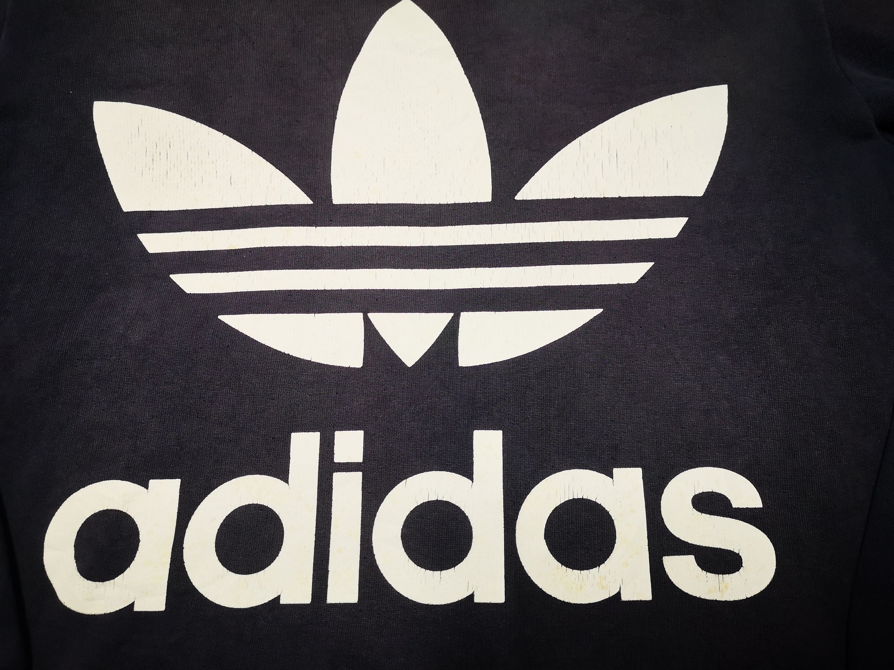 Adidas Vintage Adidas Black Faded Big Logo Size US L / EU 52-54 / 3 - 3 Thumbnail
