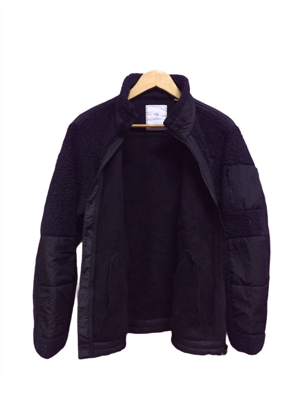 Jun Takahashi × Undercover × Uniqlo Undercover Jun takakashi Uniqlo Fleece Jackets Size M Size US M / EU 48-50 / 2 - 3 Thumbnail