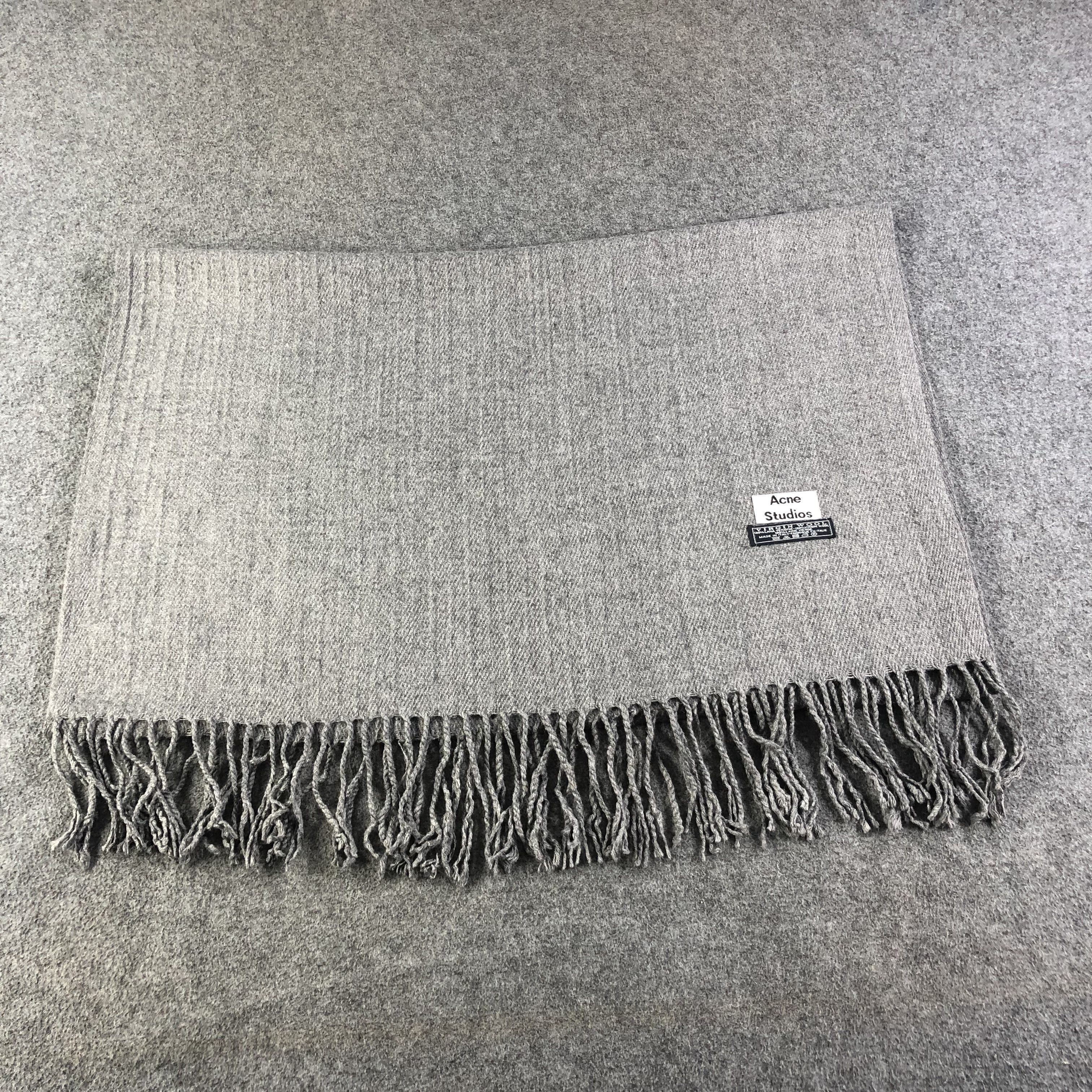 Acne Studios Acne Studios Oversized Grey Wool Scarf Muffler V1174 Size ONE SIZE - 3 Thumbnail