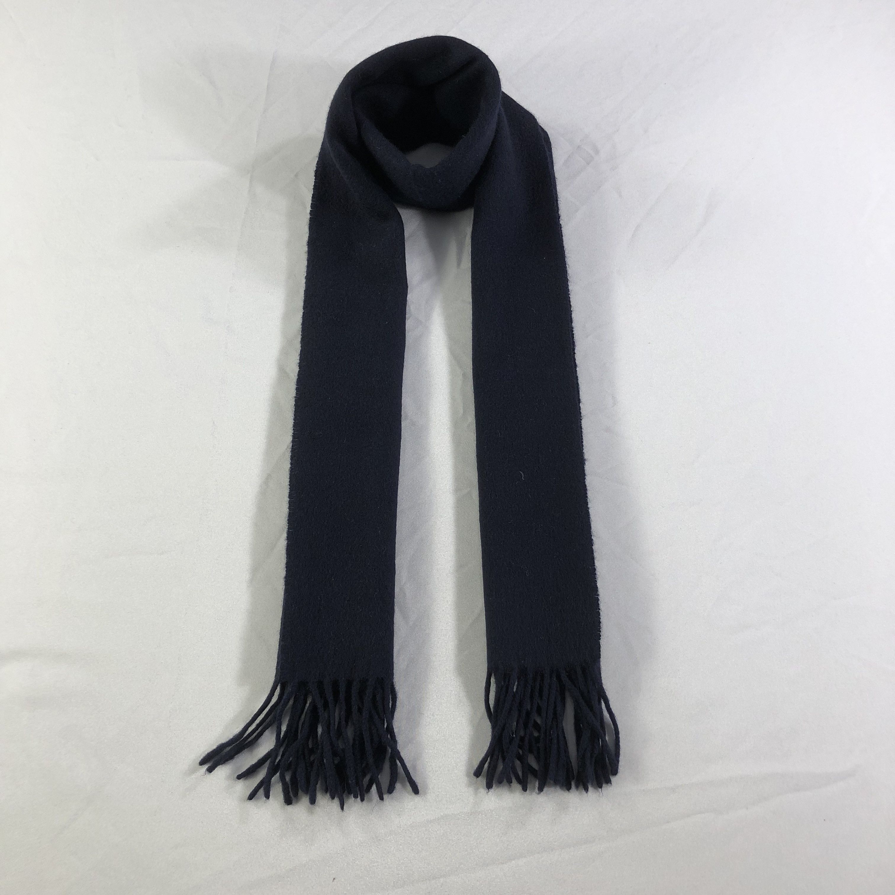 Japanese Brand Givenchy Plain Navy Blue Cashmere Scarf Muffler V1576 Size ONE SIZE - 1 Thumbnail