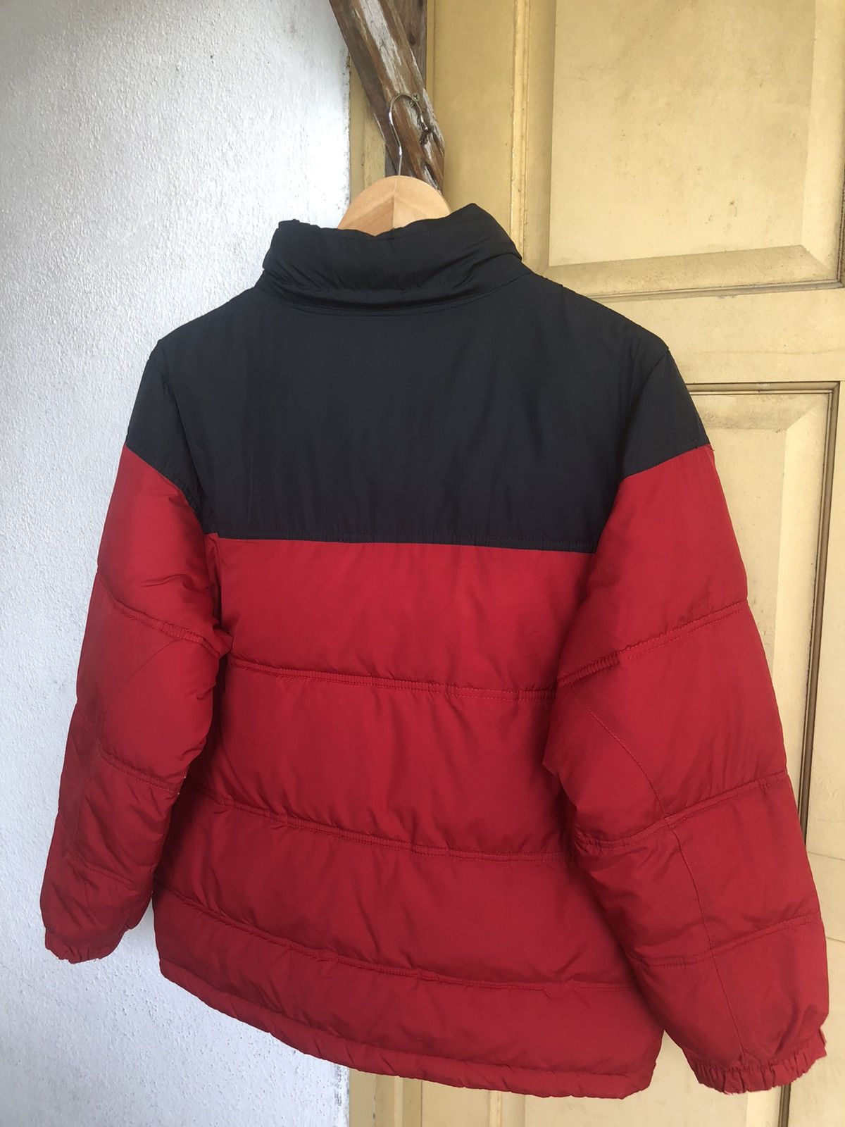 Nike Vintage y2k Nike Small Swoosh Puffer Jackets Size US M / EU 48-50 / 2 - 20 Thumbnail