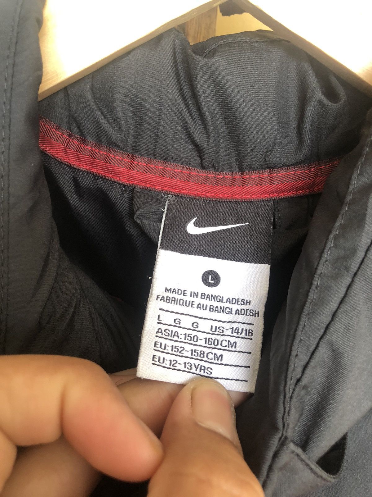 Nike Vintage y2k Nike Small Swoosh Puffer Jackets Size US M / EU 48-50 / 2 - 6 Thumbnail