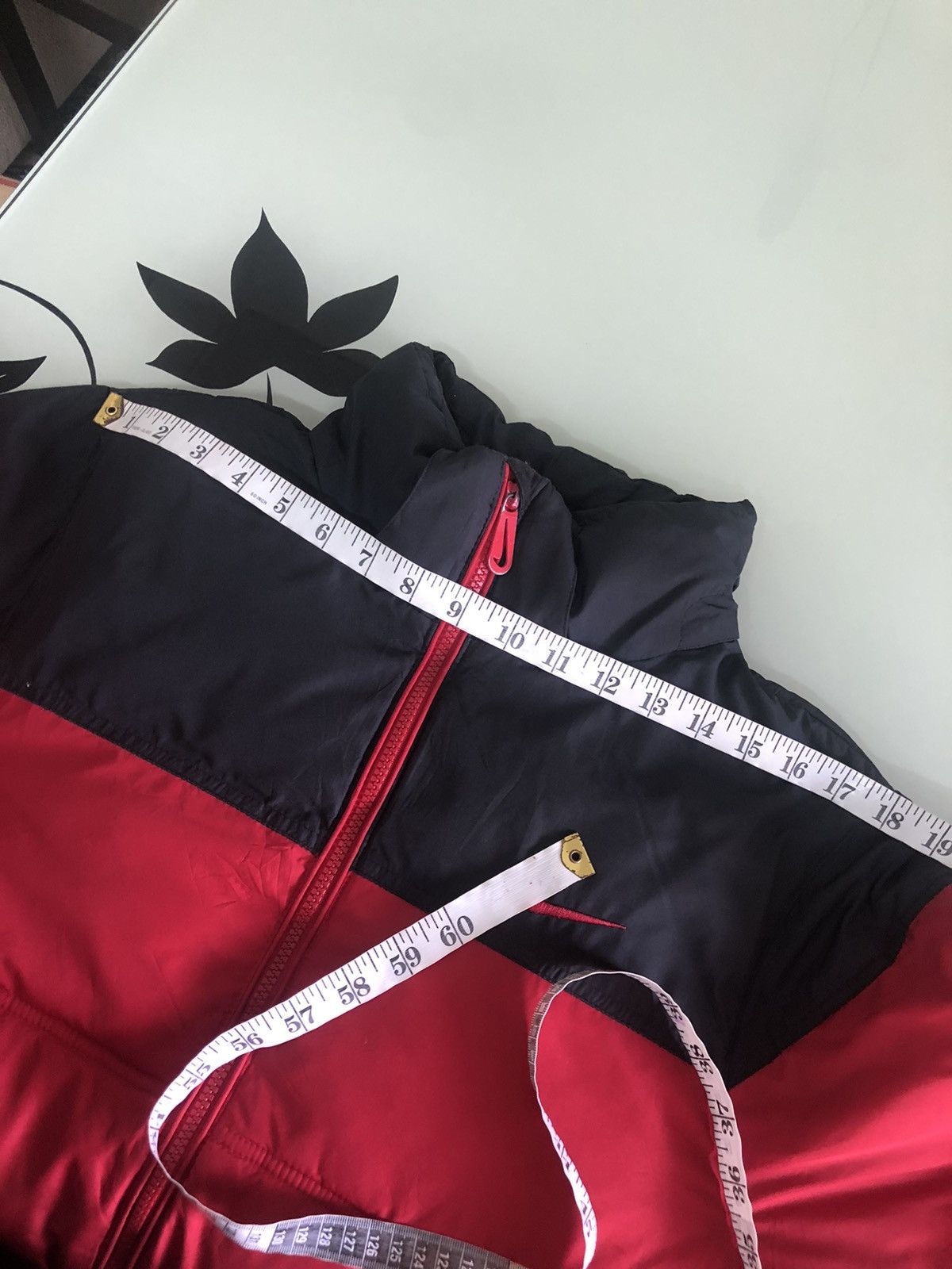 Nike Vintage y2k Nike Small Swoosh Puffer Jackets Size US M / EU 48-50 / 2 - 24 Thumbnail