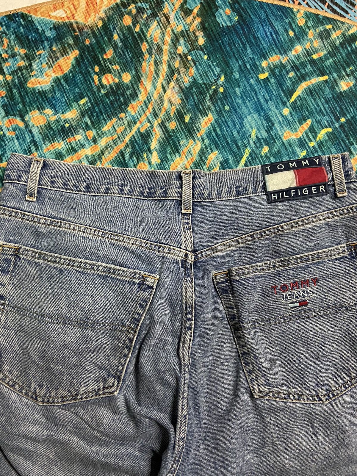 Tommy Hilfiger × Vintage Vintage 00s tommy hilfiger jeans 36/34 Size US 36 / EU 52 - 5 Thumbnail