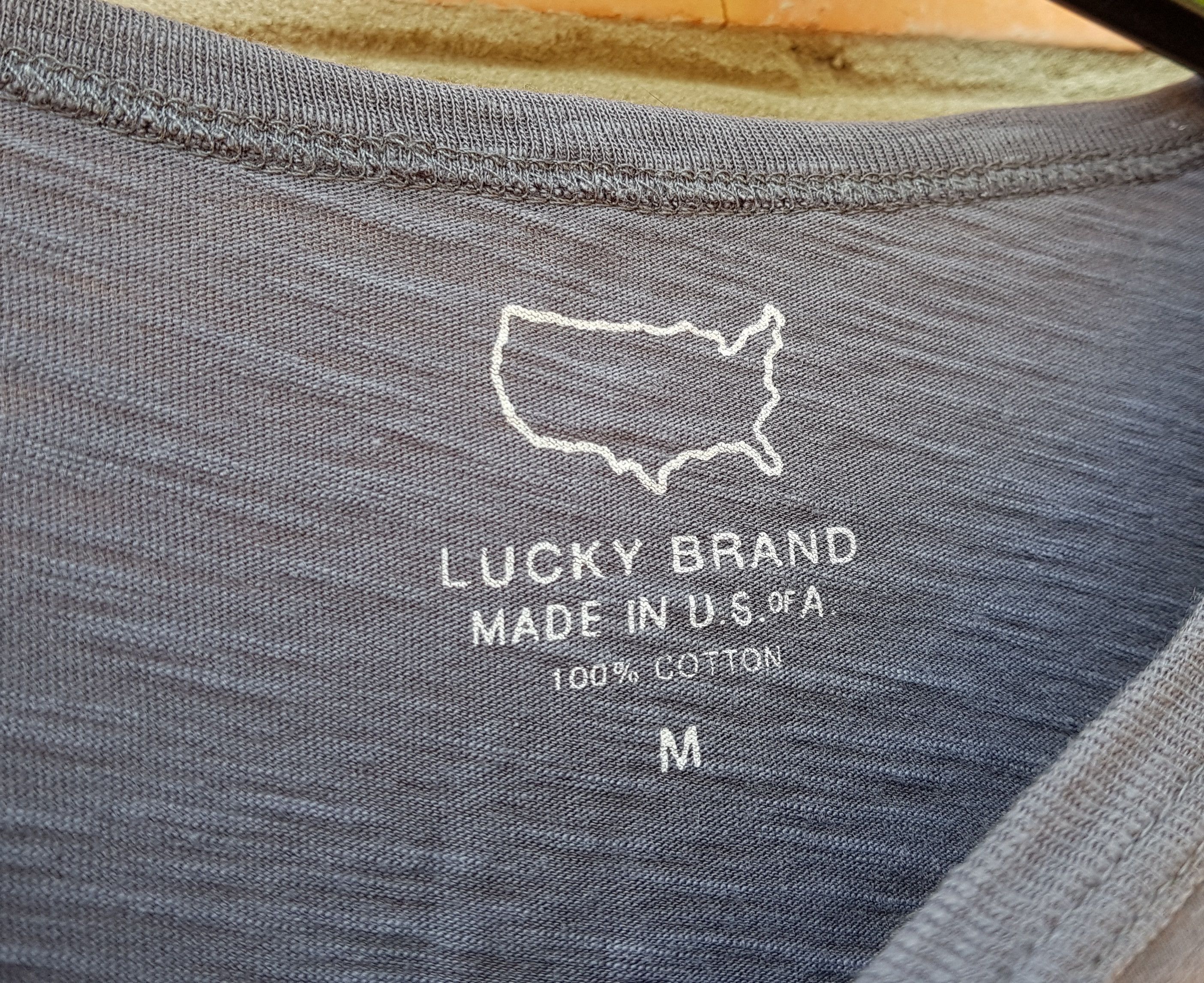 Fender Fender Lucky Brand Guitar Tee T Shirt made in USA sz M Size US M / EU 48-50 / 2 - 7 Thumbnail