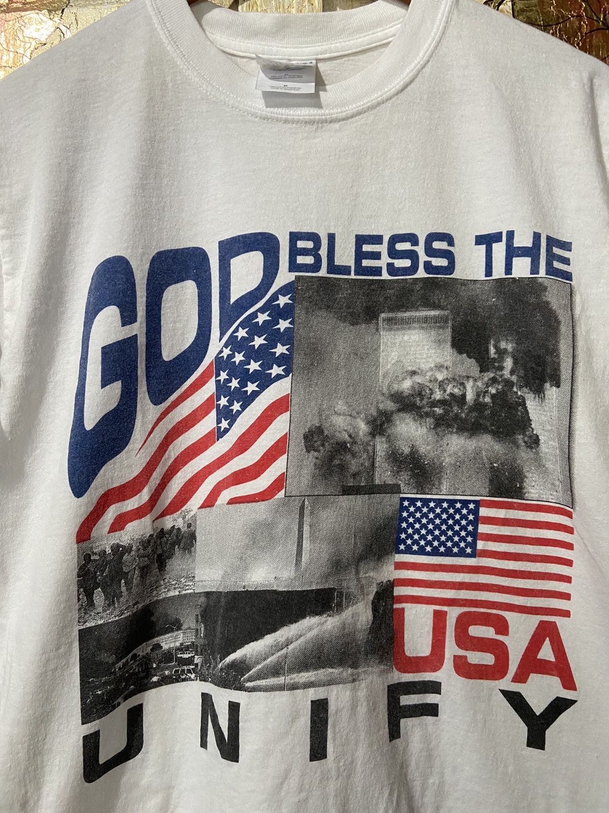 Vintage Vintage September 11 attacks god bless the USA tee size M Size US M / EU 48-50 / 2 - 4 Thumbnail