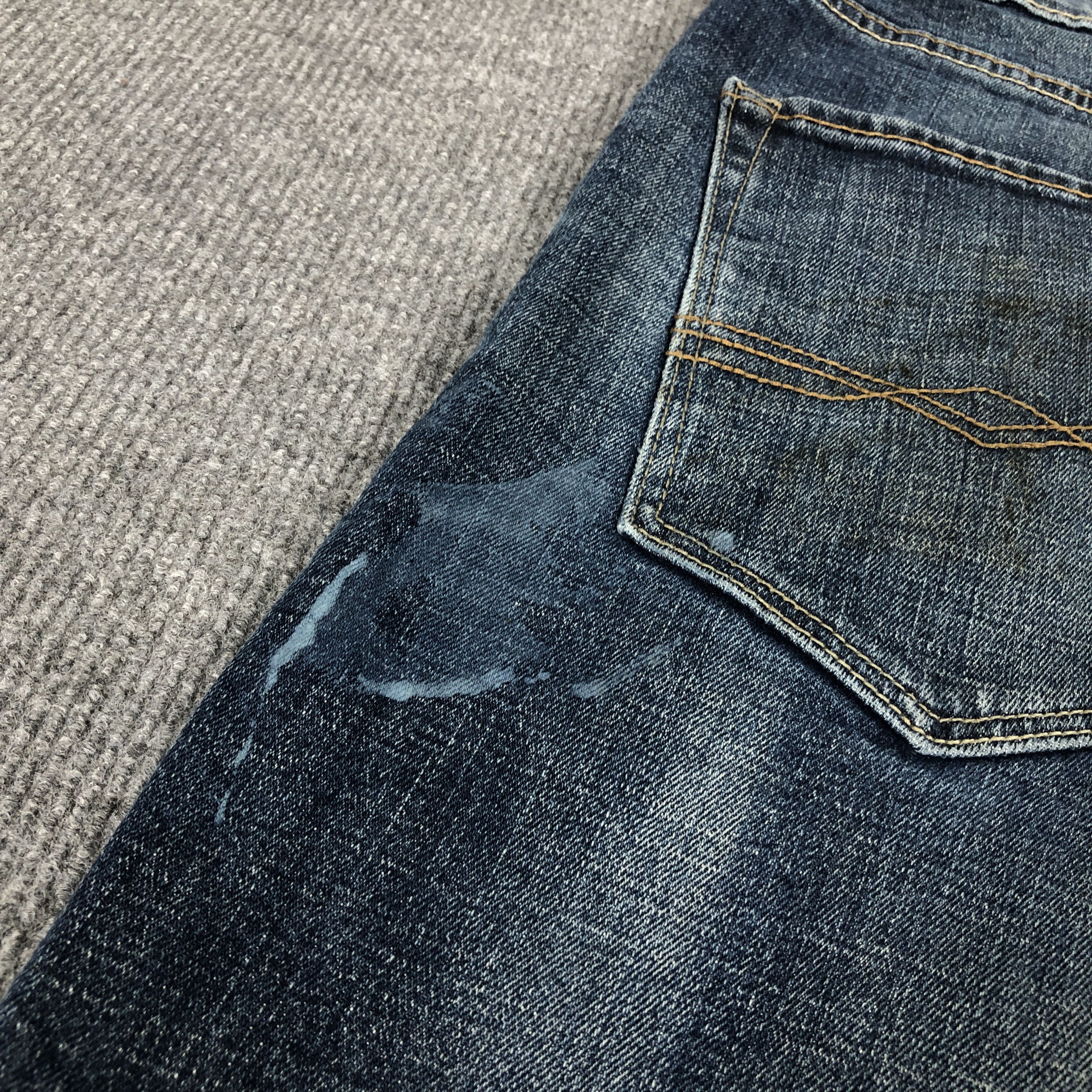 Levi's Denizen 208 by Levi's Taper Fit Dirty Blue Denim Jean Size US 33 - 17 Thumbnail