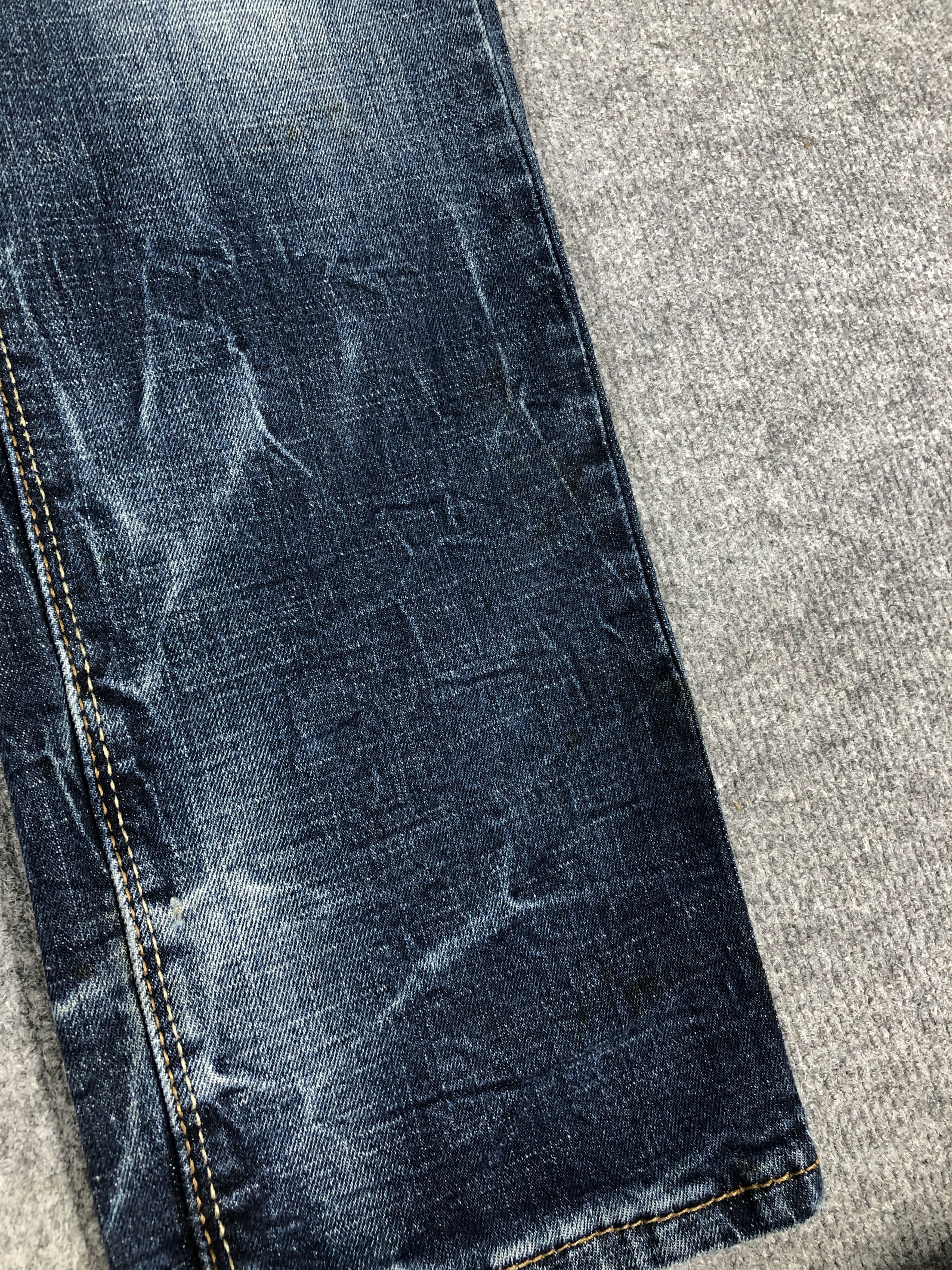 Levi's Denizen 208 by Levi's Taper Fit Dirty Blue Denim Jean Size US 33 - 14 Thumbnail