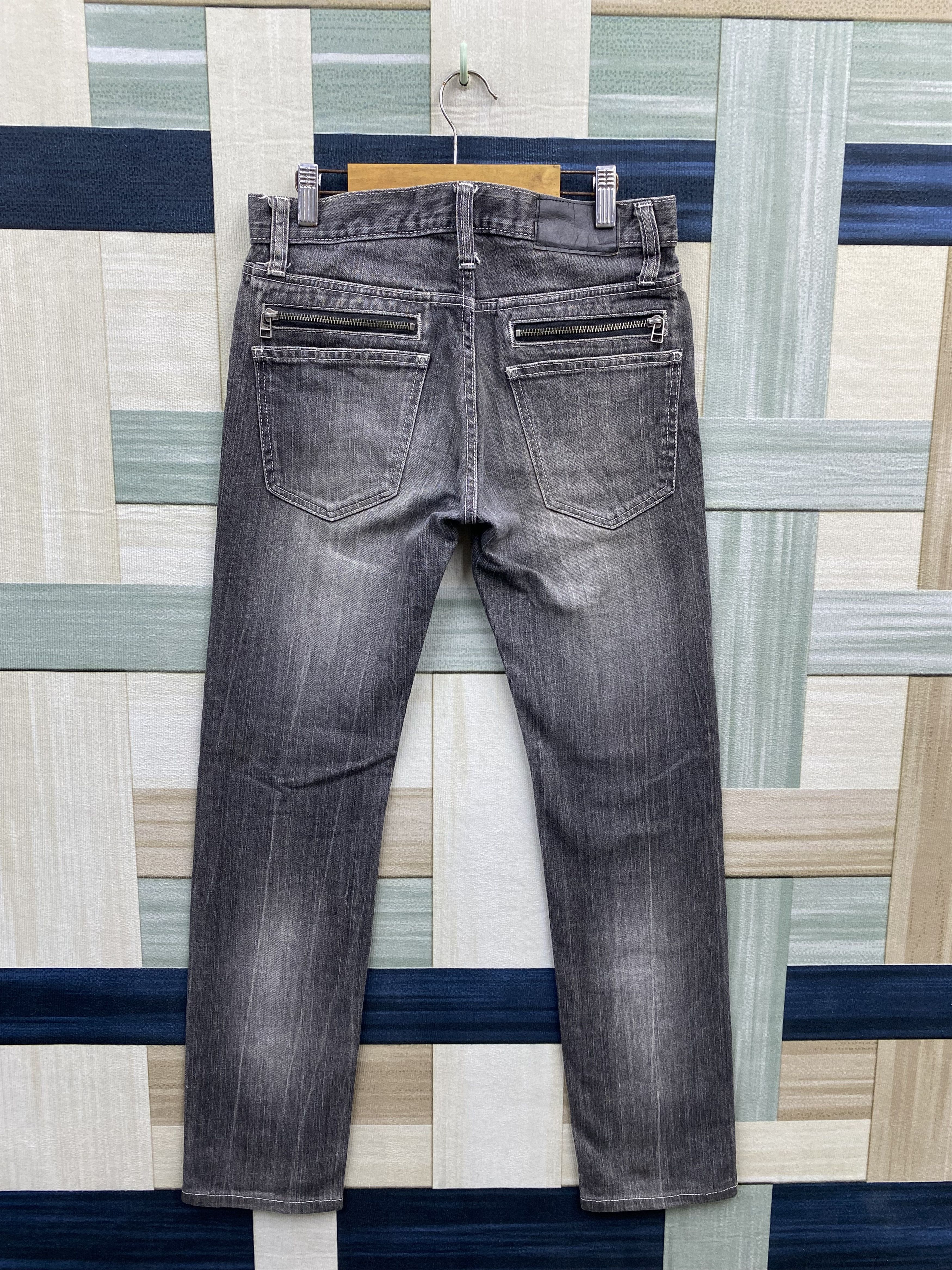 Japanese Brand × Uniqlo × Vintage Vintage Y2K Uniqlo Skinny Fit Faded Black Denim Jean Size US 29 - 10 Thumbnail