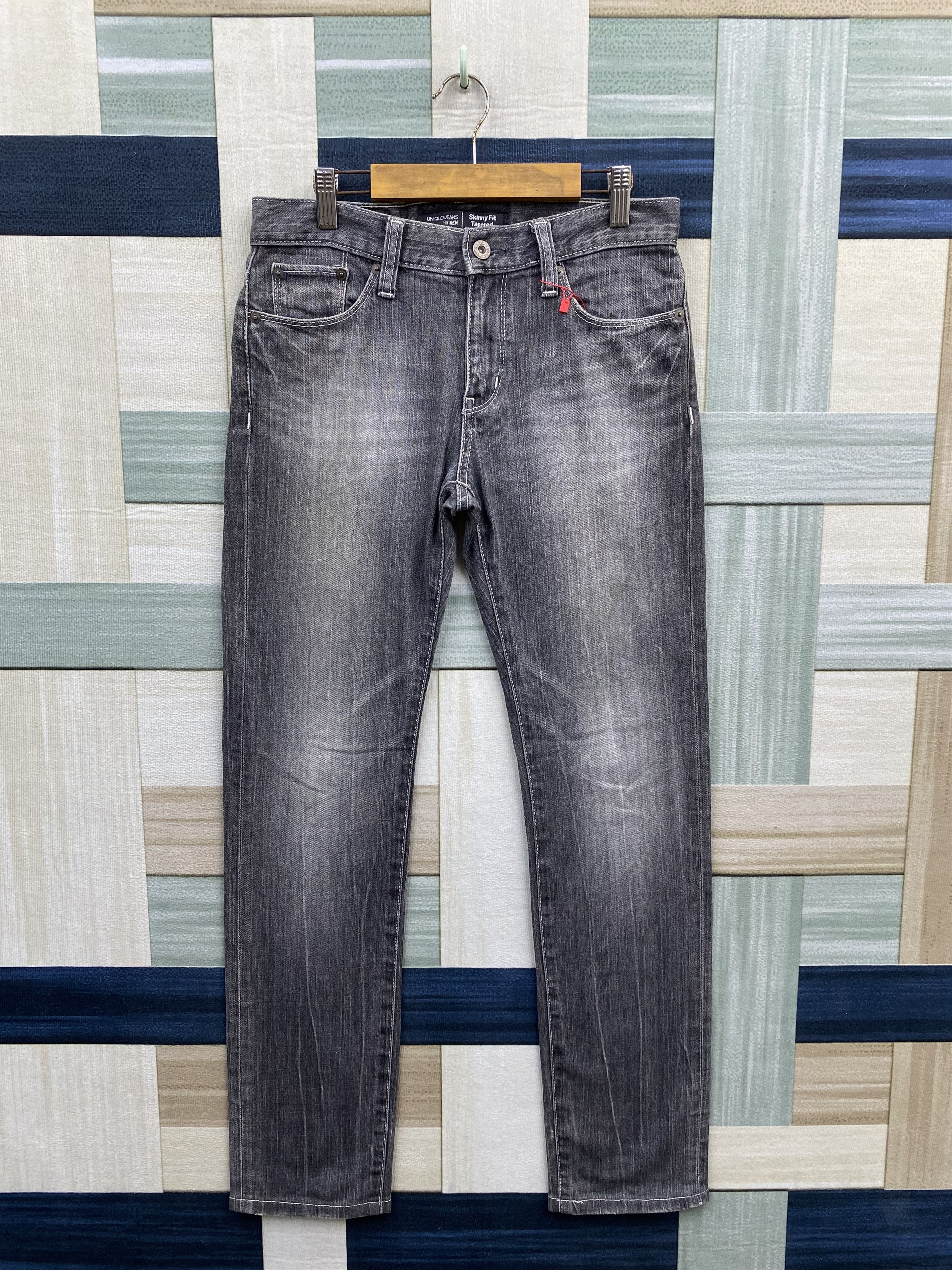 Japanese Brand × Uniqlo × Vintage Vintage Y2K Uniqlo Skinny Fit Faded Black Denim Jean Size US 29 - 1 Thumbnail