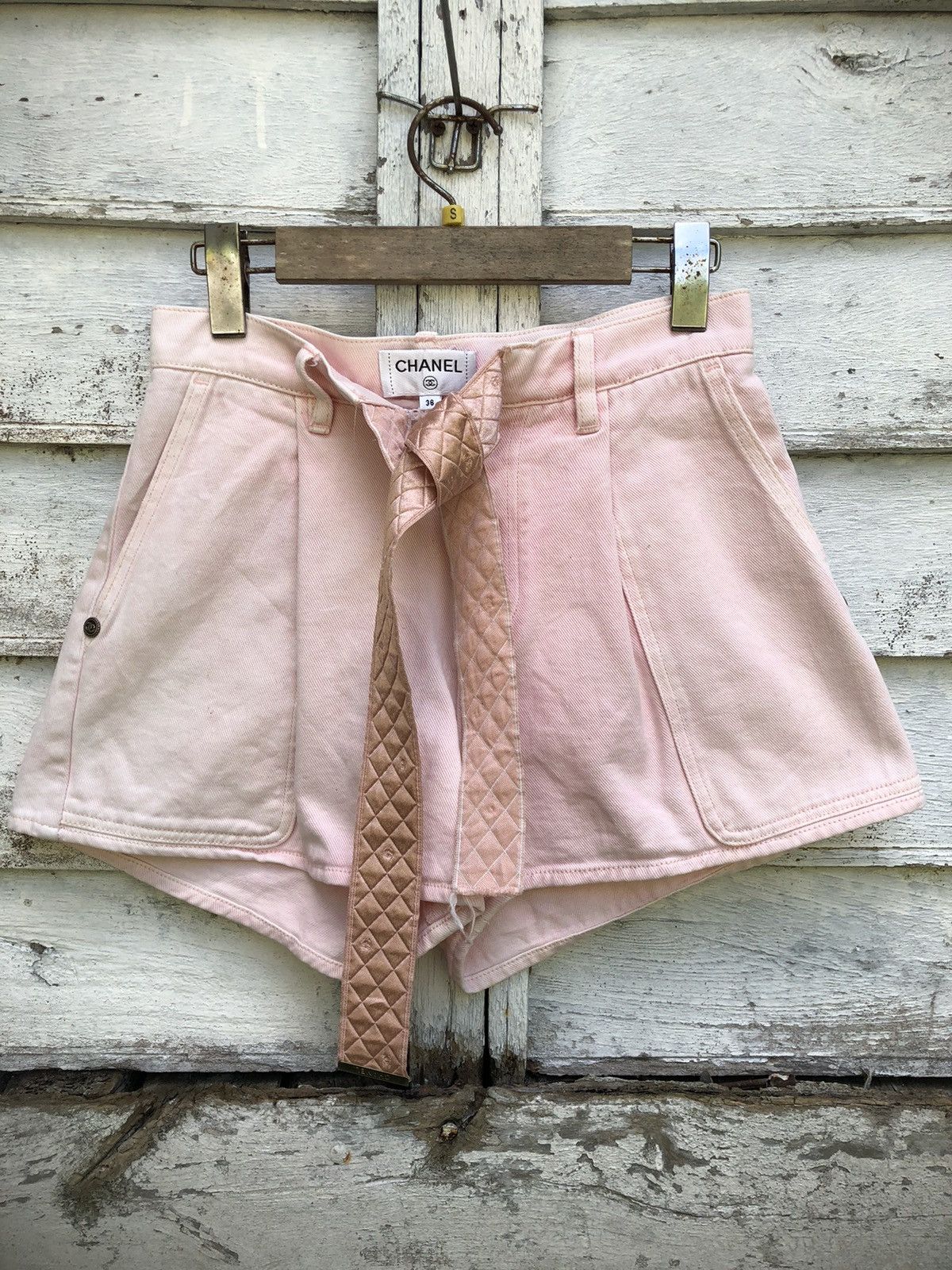 Chanel Chanel Belted Distressed Short Denim Pant Size 25" / US 0 / IT 36 - 1 Thumbnail