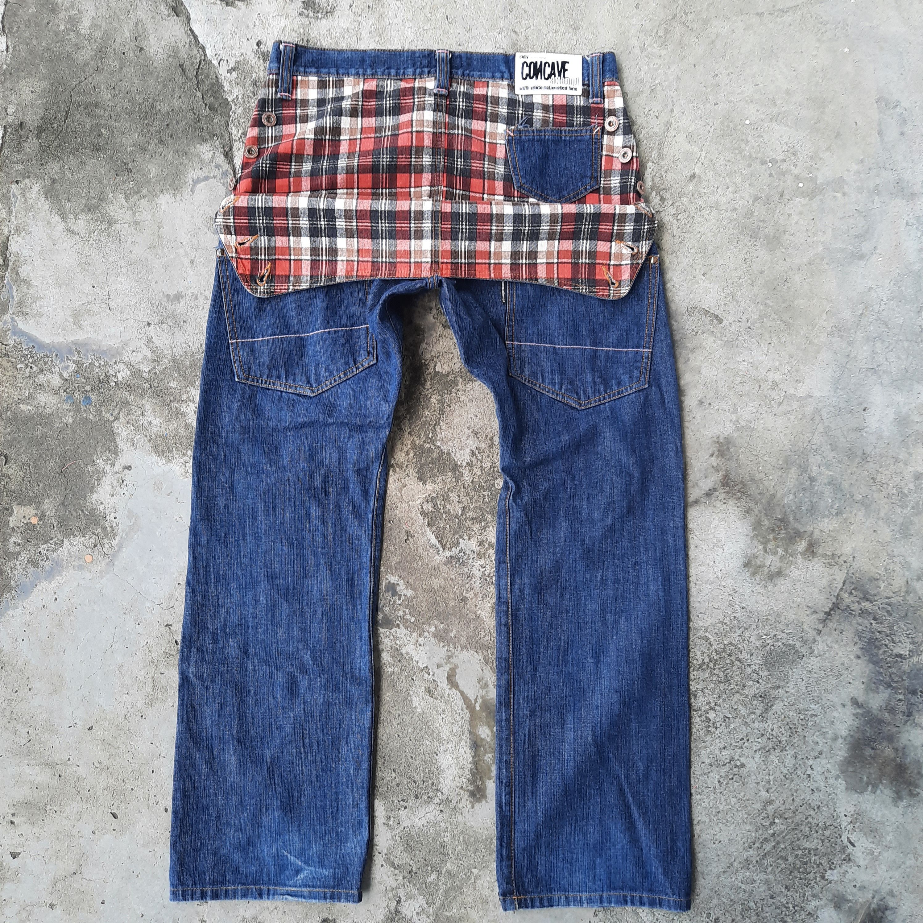 Japanese Brand Concave attempt Nice Design Size US 32 / EU 48 - 1 Thumbnail