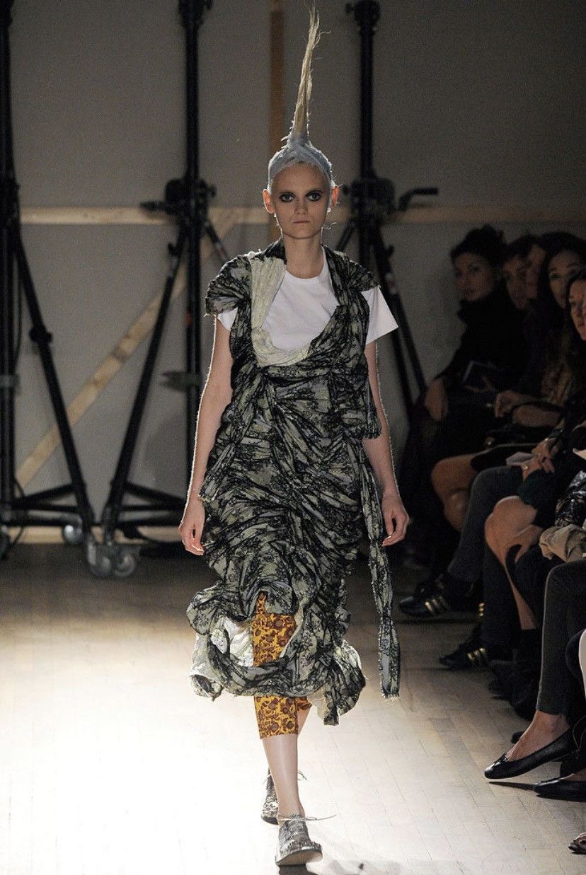 Comme des Garcons SS10 Runway Tao Comme Des Garcons Size US 32 / EU 48 - 8 Thumbnail