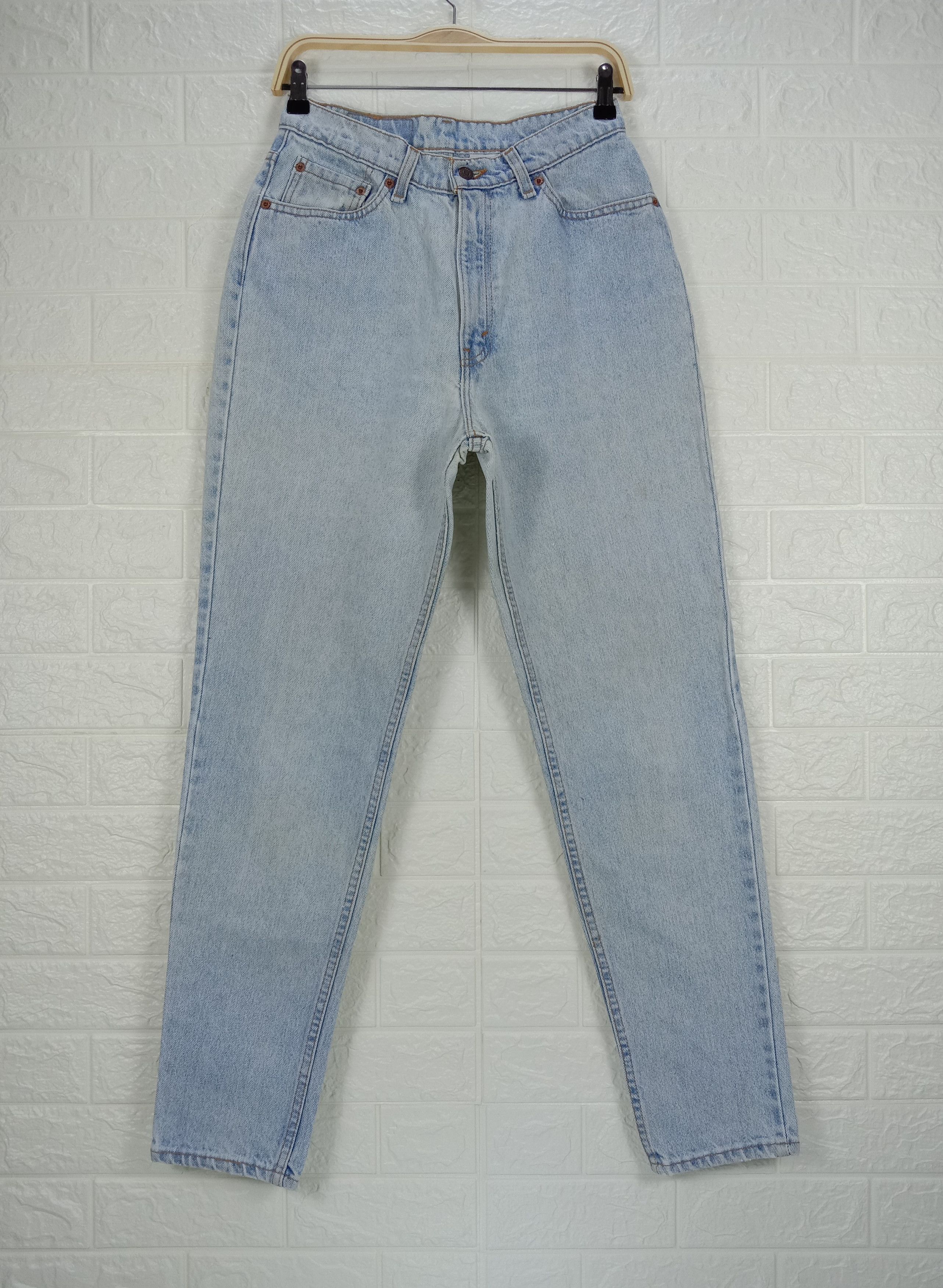 image of Levis x Levis Vintage Clothing Vintage 90's Levi's 512 Jeans Slim Fit Tapered Leg Denim in Light Wa