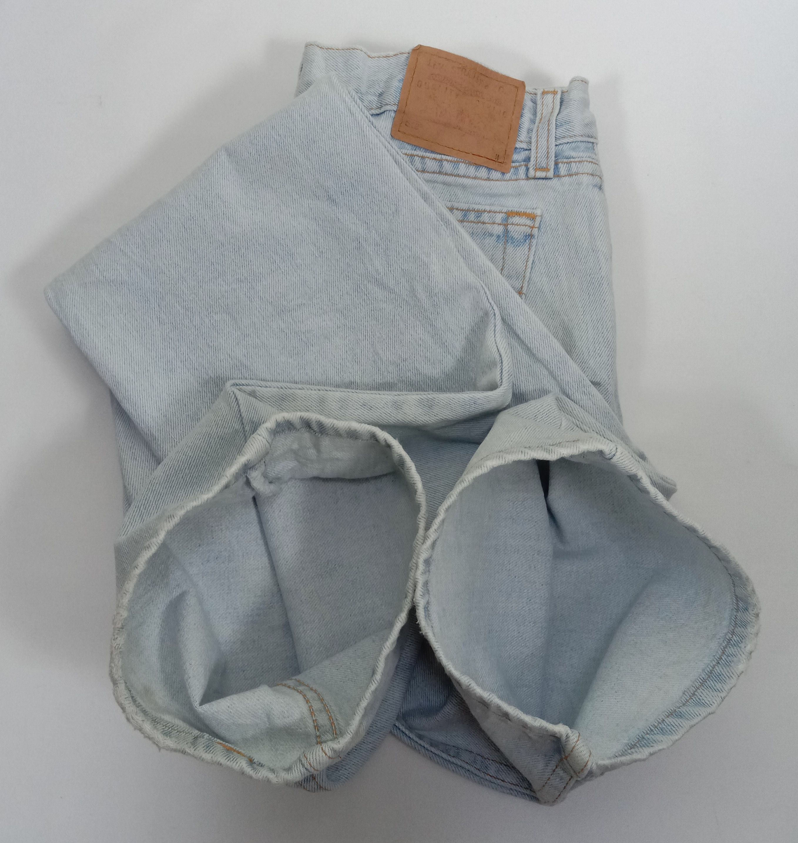 Levi's Vintage Levi's 518 Flare Jeans Light Wash Denim Size 28" / US 6 / IT 42 - 15 Thumbnail