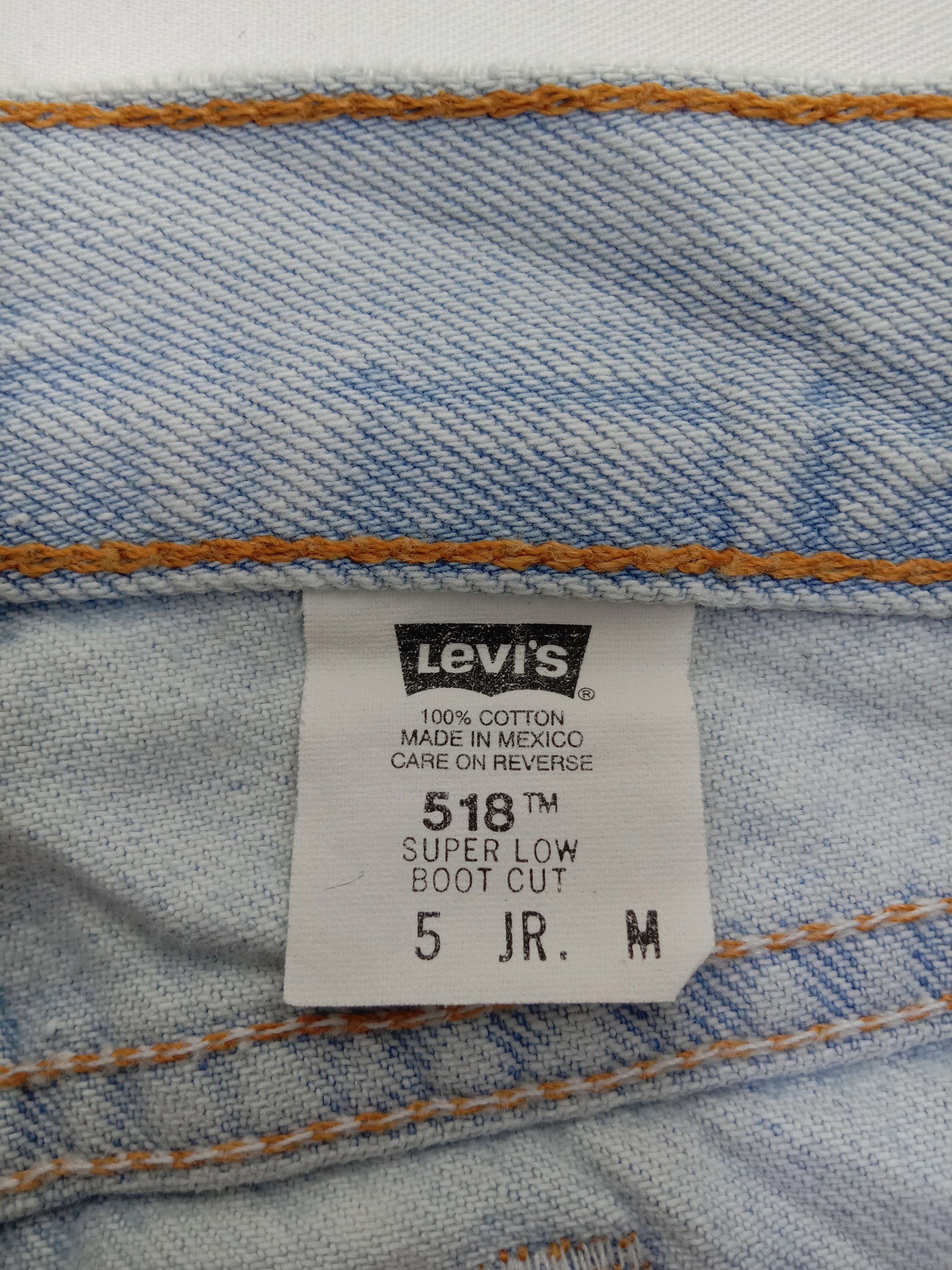 Levi's Vintage Levi's 518 Flare Jeans Light Wash Denim Size 28" / US 6 / IT 42 - 13 Thumbnail