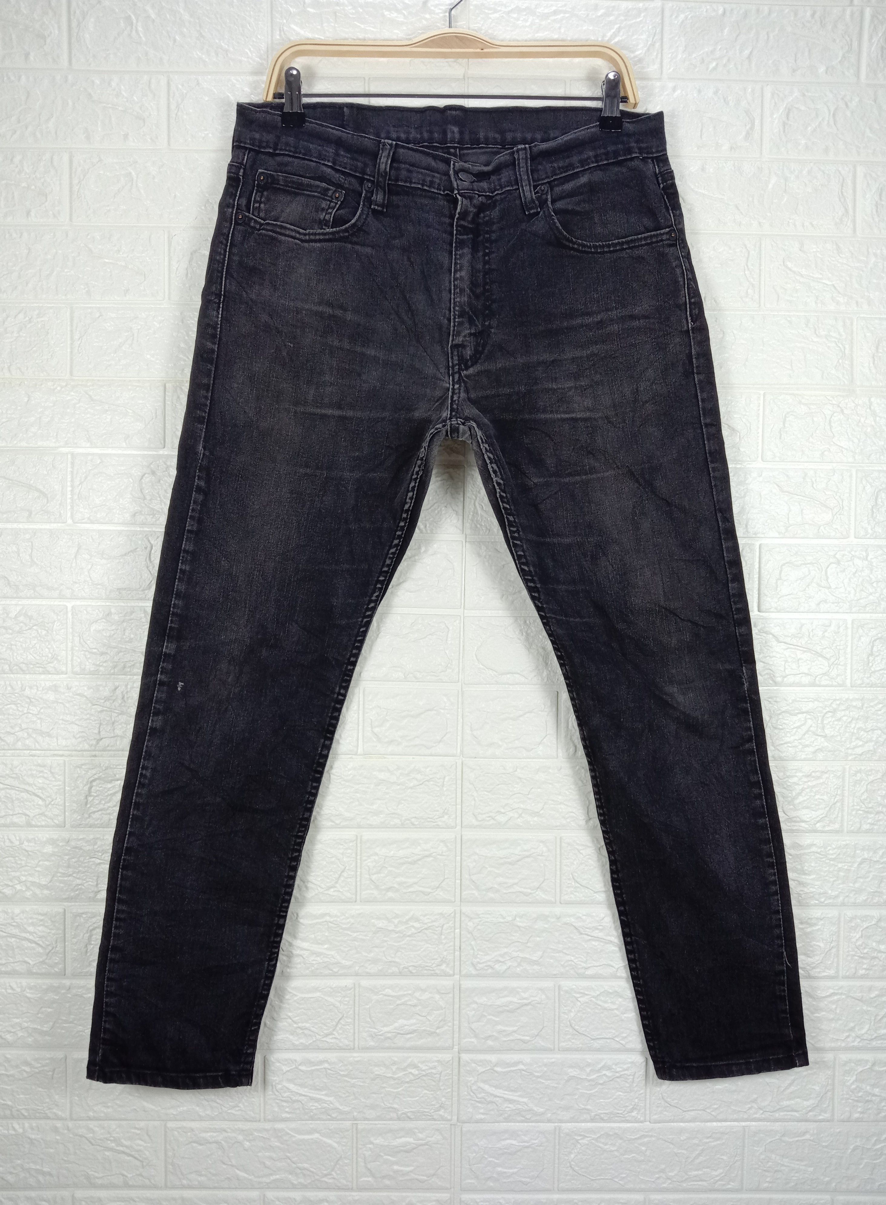 image of Distressed Denim x Levis Vintage Levi's 512 Jeans Faded Black Slim Taper Denim, Men's (Size 33)