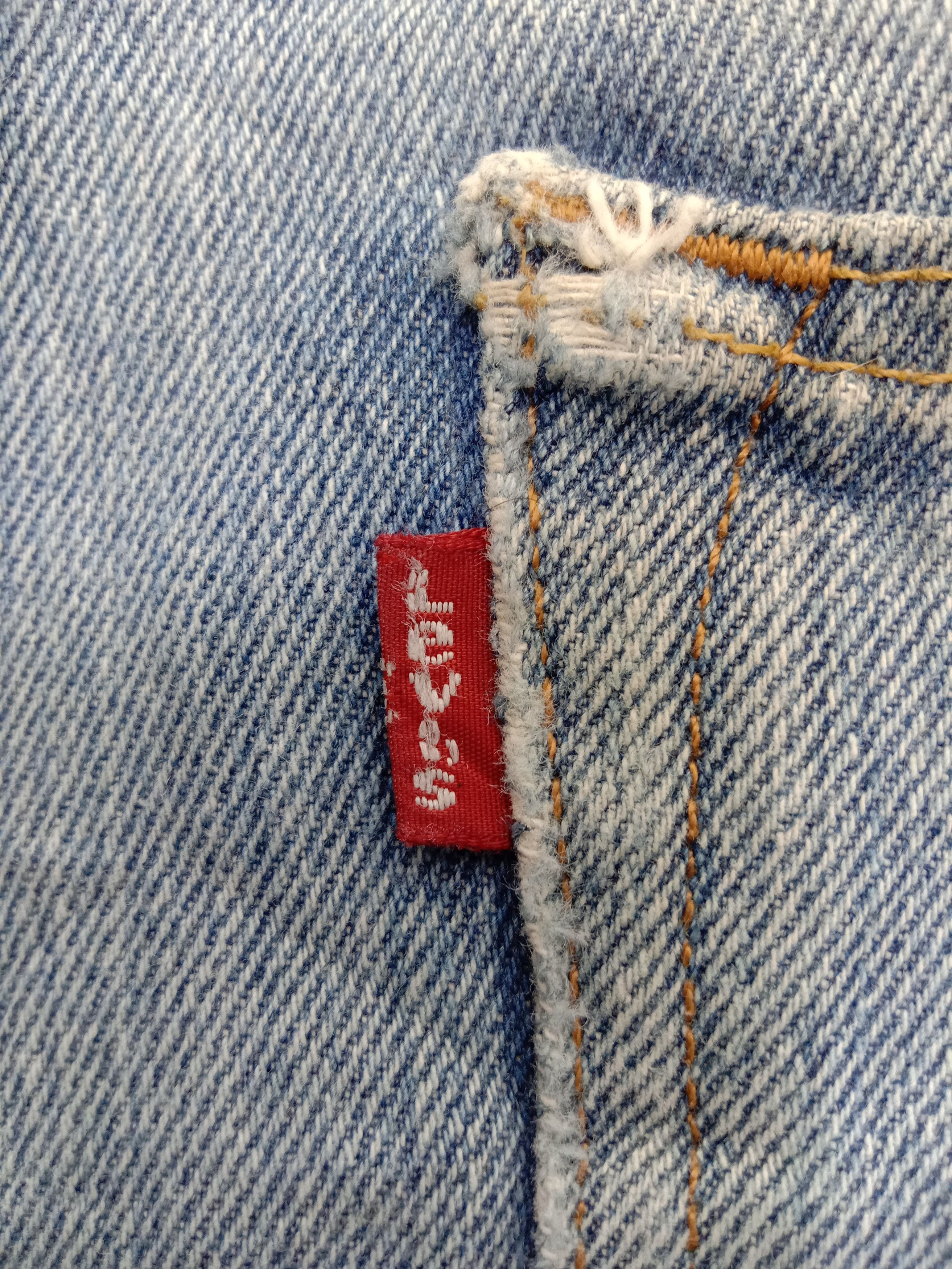 Levi's Vintage Levi's 501 Jeans Faded Blue Distressed Denim Size US 34 / EU 50 - 12 Thumbnail