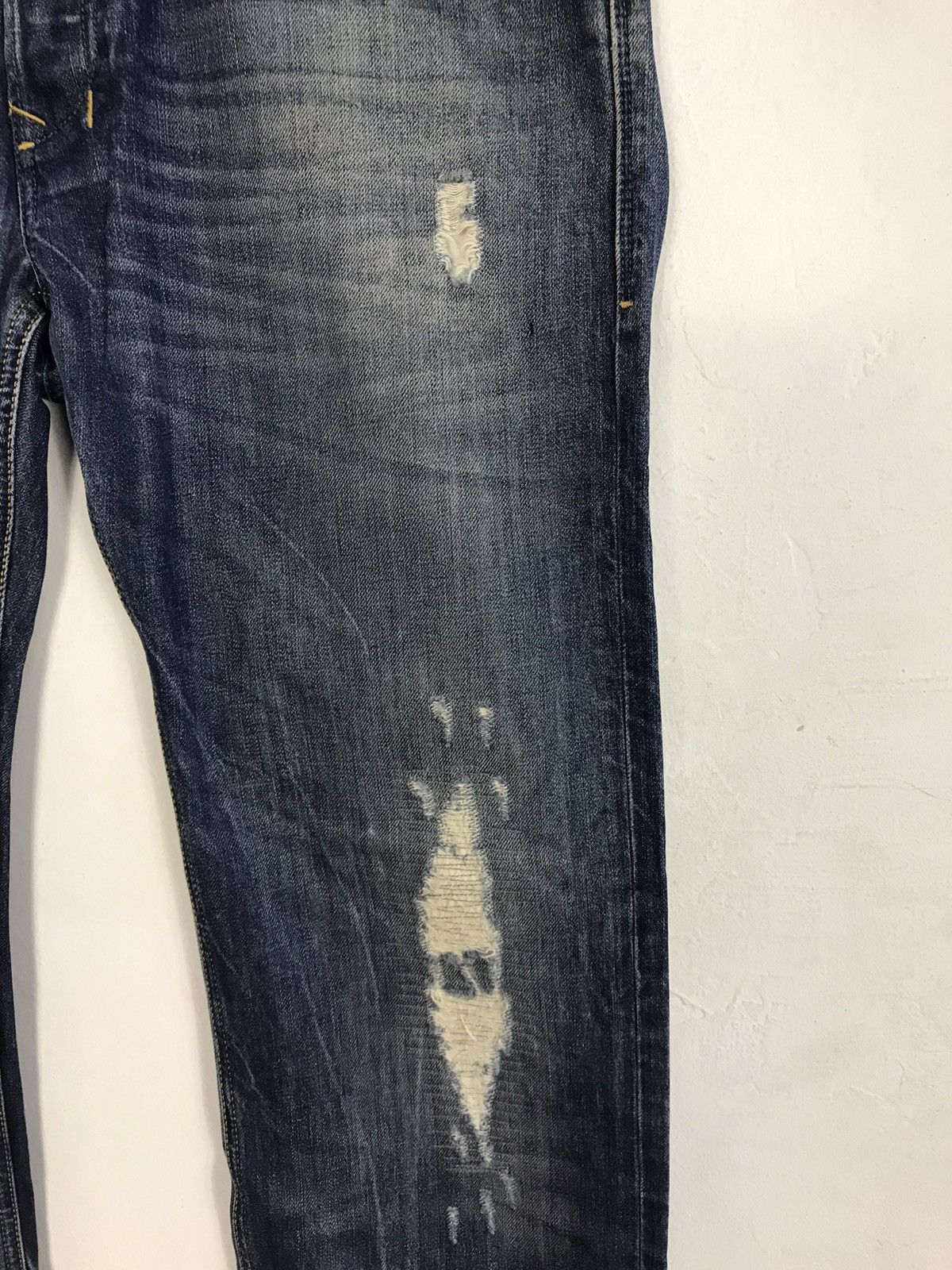 Diesel × Japanese Brand Vintage Diesel Distressed Button Jeans Style Size US 37 - 5 Thumbnail