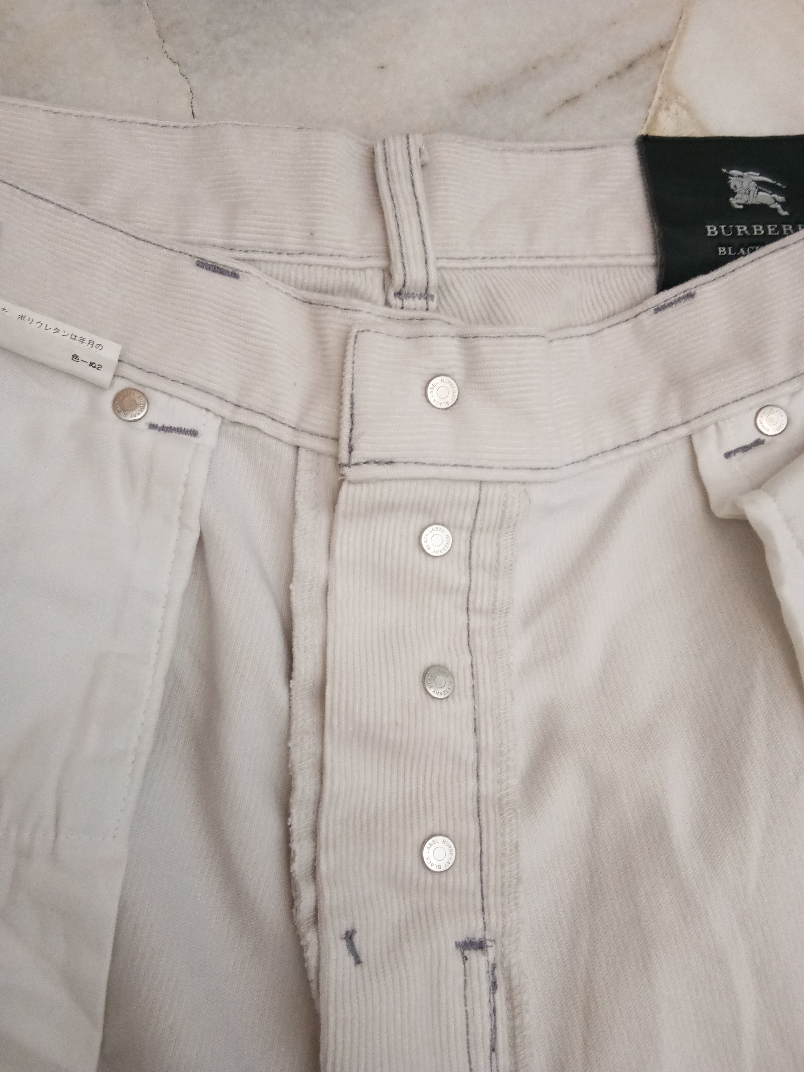Burberry Burberry Black label velvet trousers Size US 34 / EU 50 - 14 Thumbnail