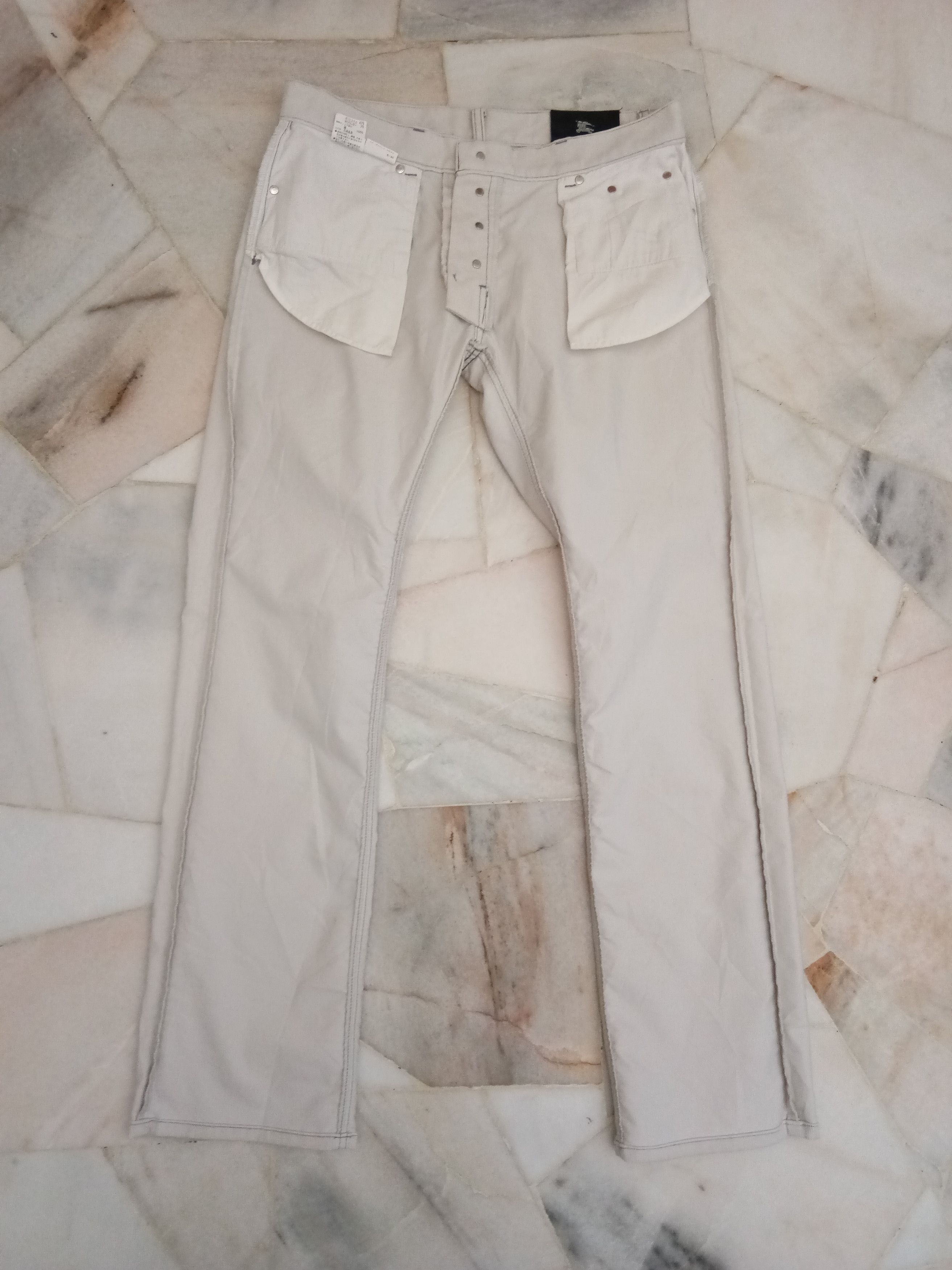 Burberry Burberry Black label velvet trousers Size US 34 / EU 50 - 13 Thumbnail