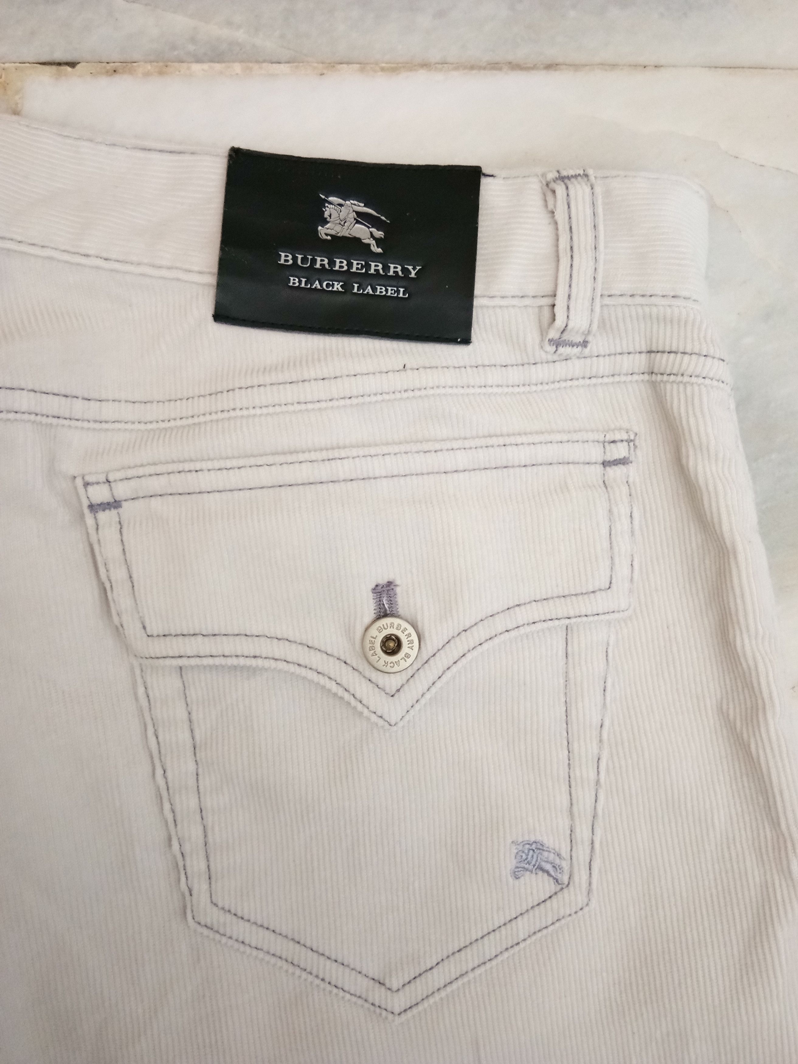 Burberry Burberry Black label velvet trousers Size US 34 / EU 50 - 11 Thumbnail