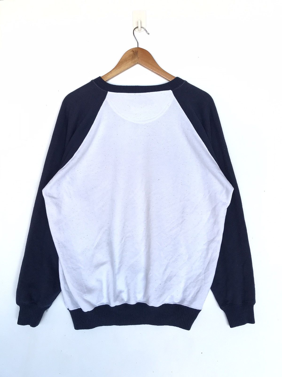 Helly Hansen × Vintage Vintage Helly Hansen Sweatshirt Size US L / EU 52-54 / 3 - 4 Thumbnail