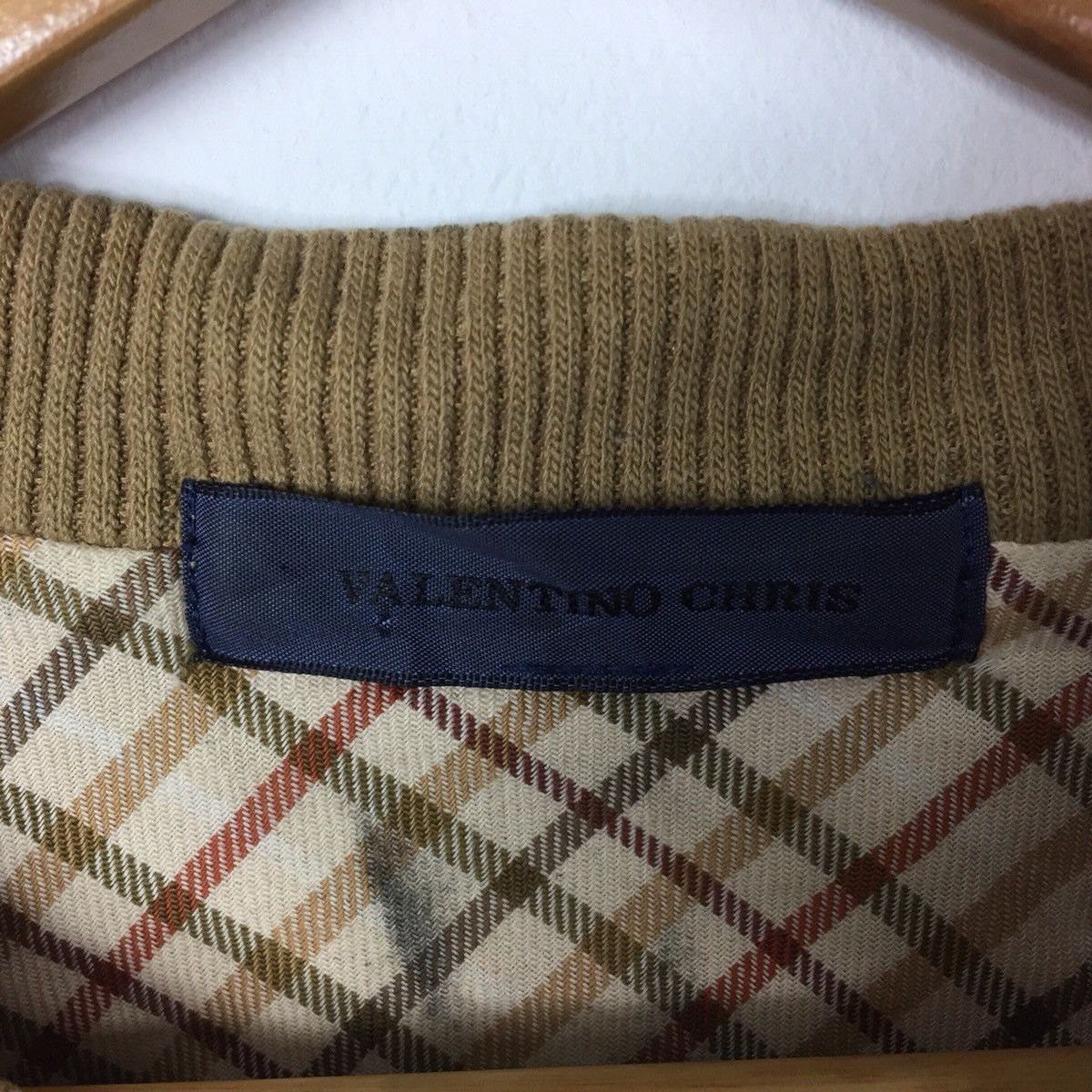 Vintage VALENTINO CHRIS PARIS SWEATSHIRT Size US M / EU 48-50 / 2 - 3 Thumbnail