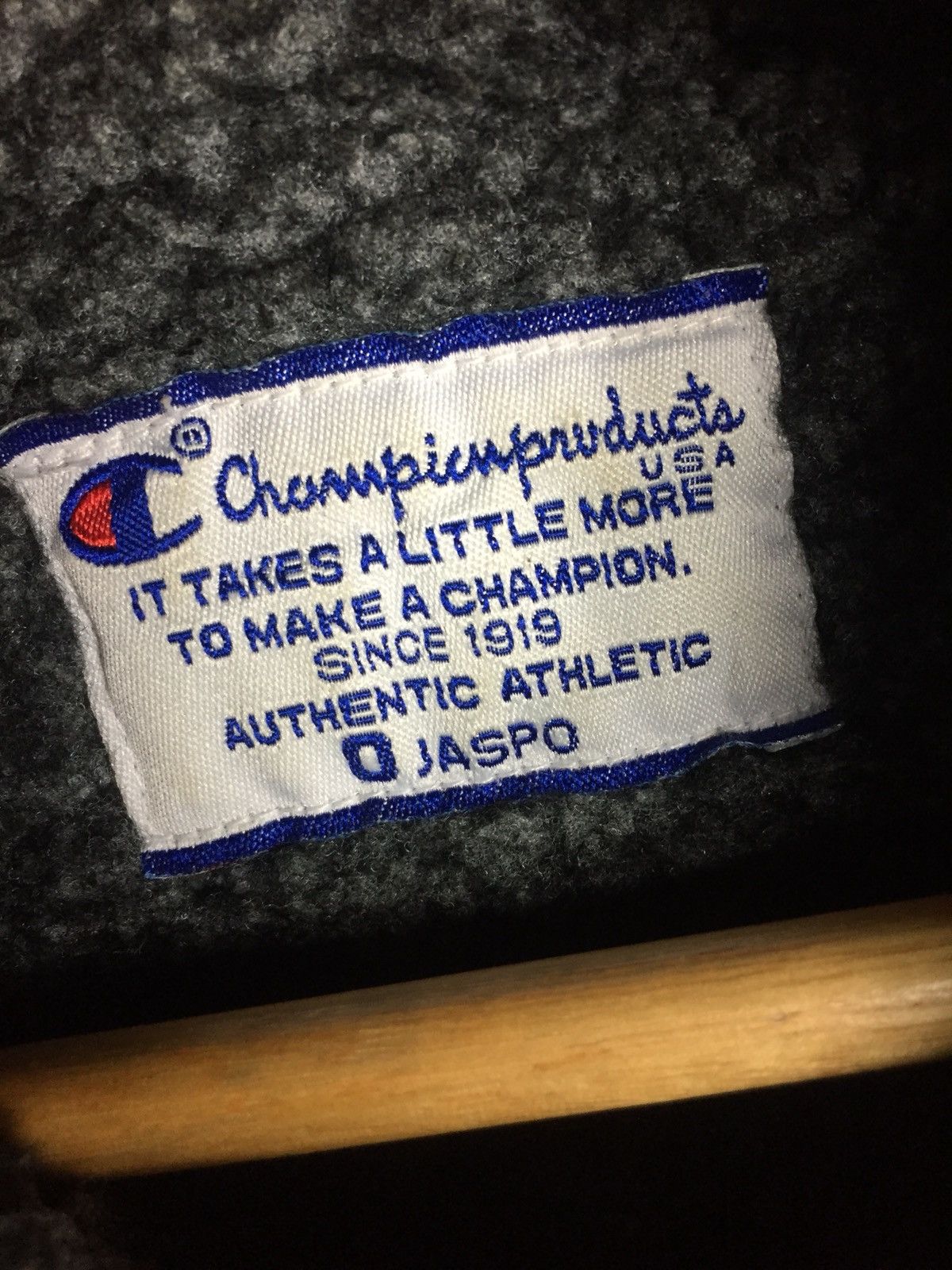 Champion Vintage champion long winter jacket Casual Jumper Pullover Size US L / EU 52-54 / 3 - 5 Thumbnail