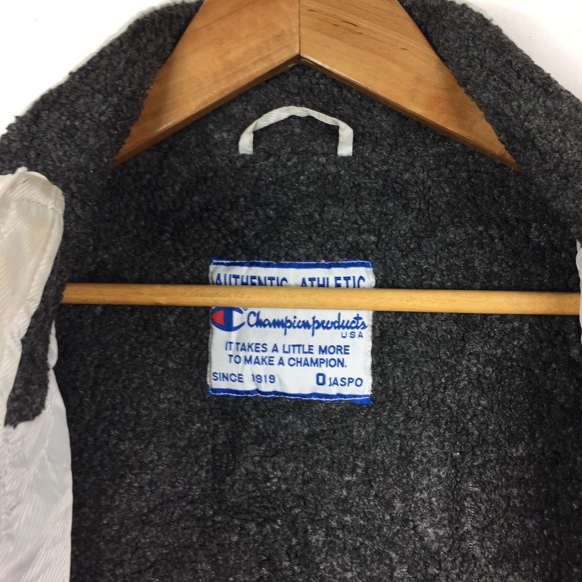 Champion Champion products Long jacket casual jumper winter Size US XL / EU 56 / 4 - 3 Thumbnail