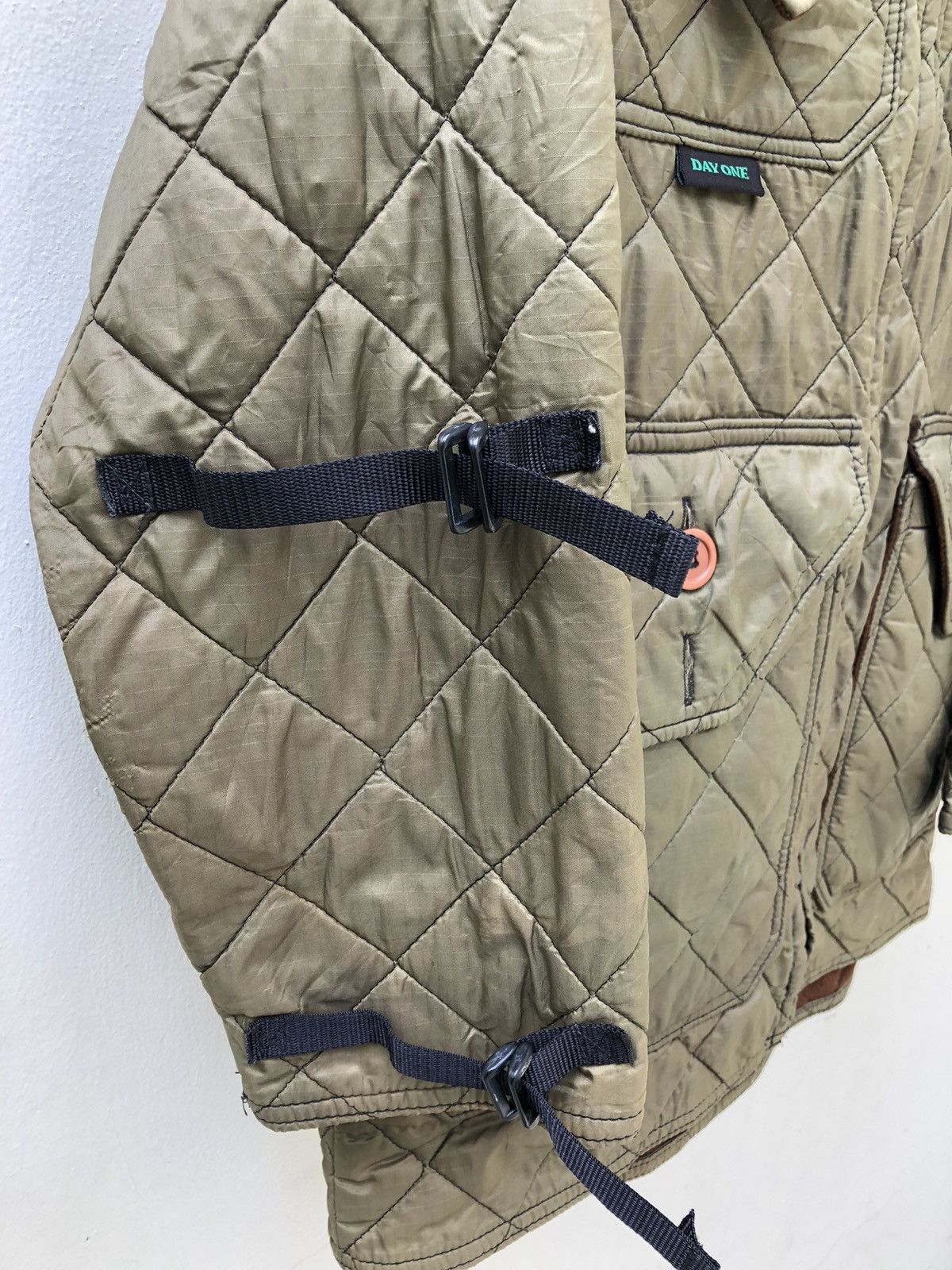 Vintage 80s 90s Day One Camouflage Quilting Hoodie Tactical Jacket Size US L / EU 52-54 / 3 - 5 Thumbnail
