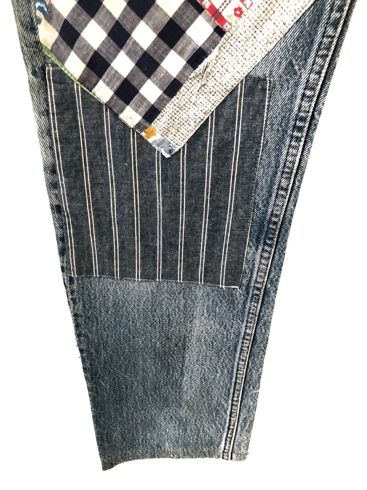 Levi's 80s Melinda Zoller Levi's 501 Patchwork Rips Distress Denim Size US 29 - 12 Thumbnail