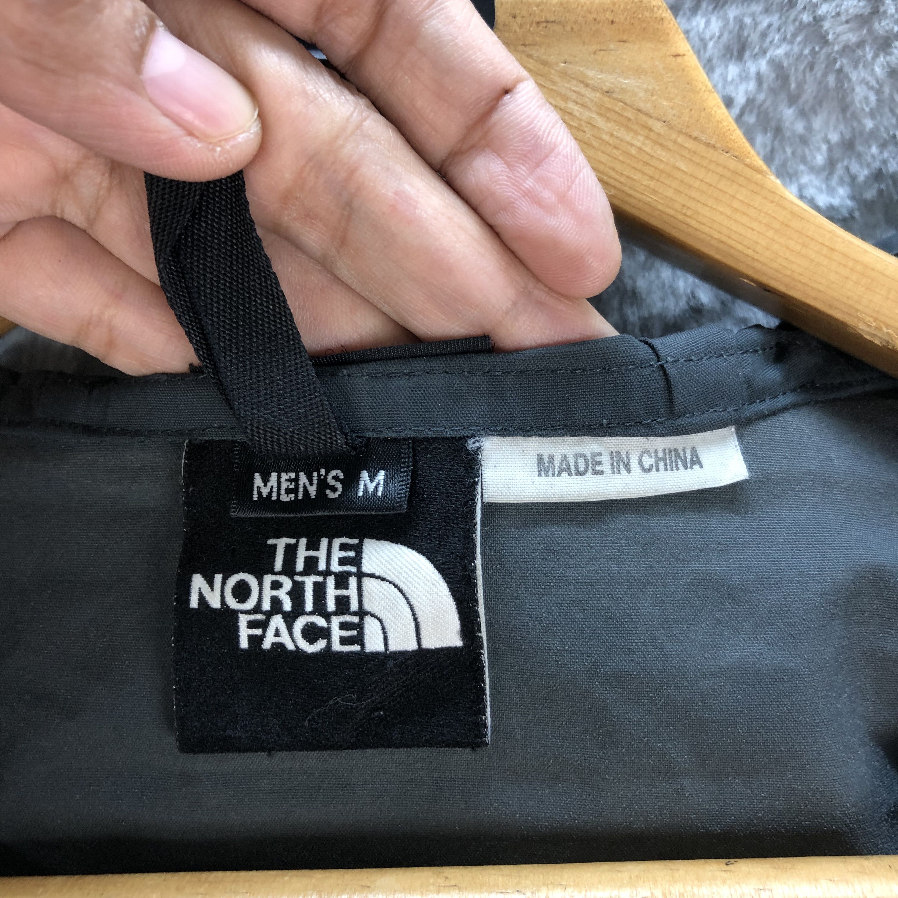 The North Face THE NORTH FACE LIGHT JACKET #6511-70 Size US M / EU 48-50 / 2 - 10 Thumbnail