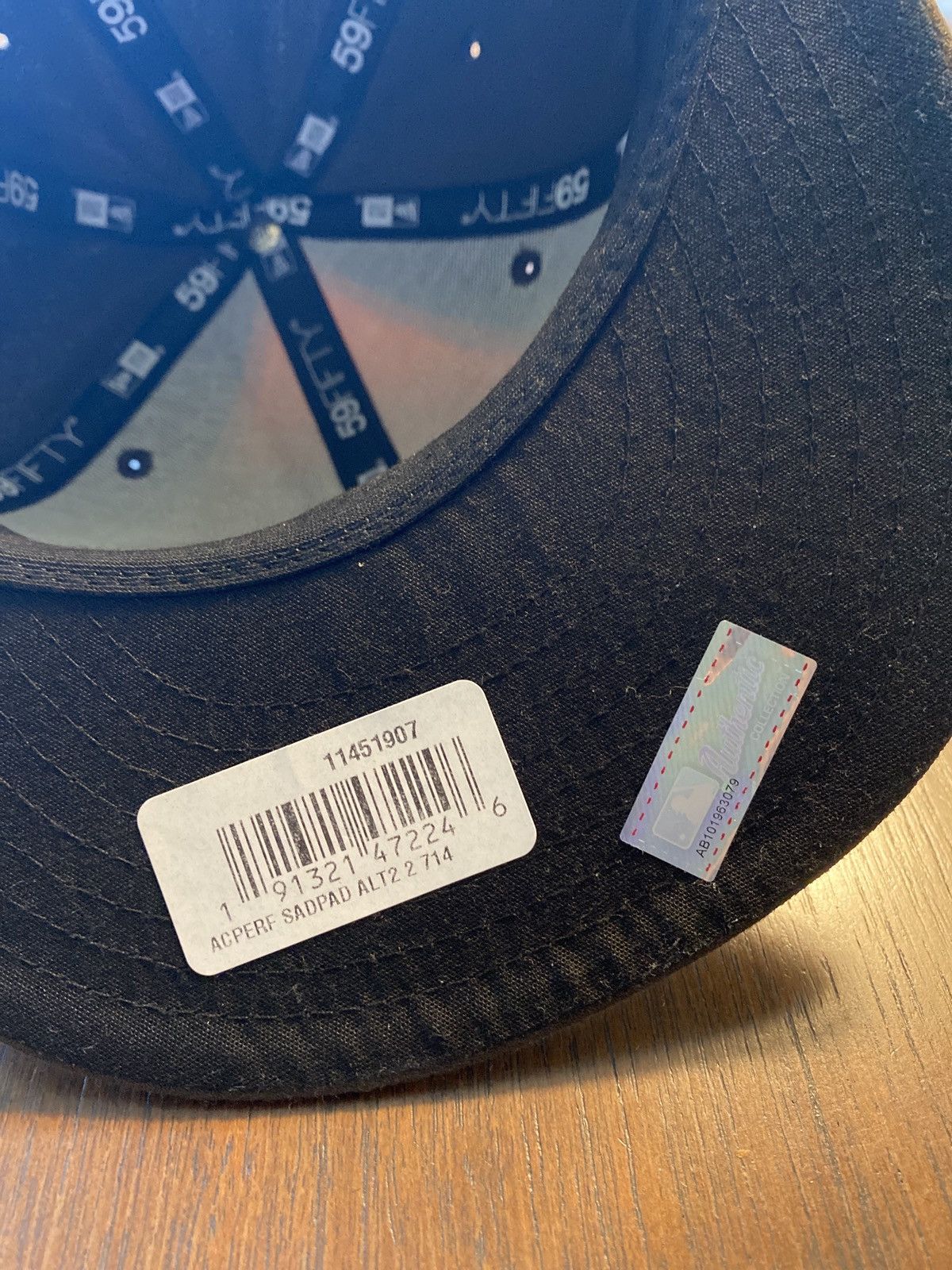 New Era New Era San Diego Padres alt throwback 7 1/4 Size ONE SIZE - 3 Thumbnail