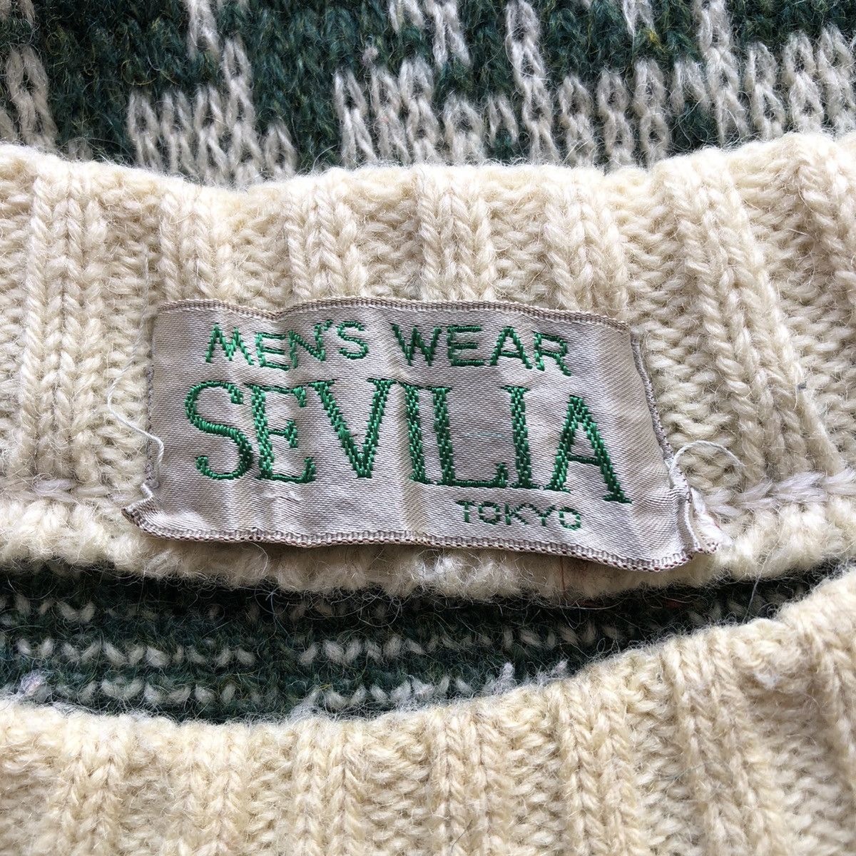 Aran Isles Knitwear Vintage 80's Knitwear Sweater by Savilia Tokyo Size US S / EU 44-46 / 1 - 9 Thumbnail