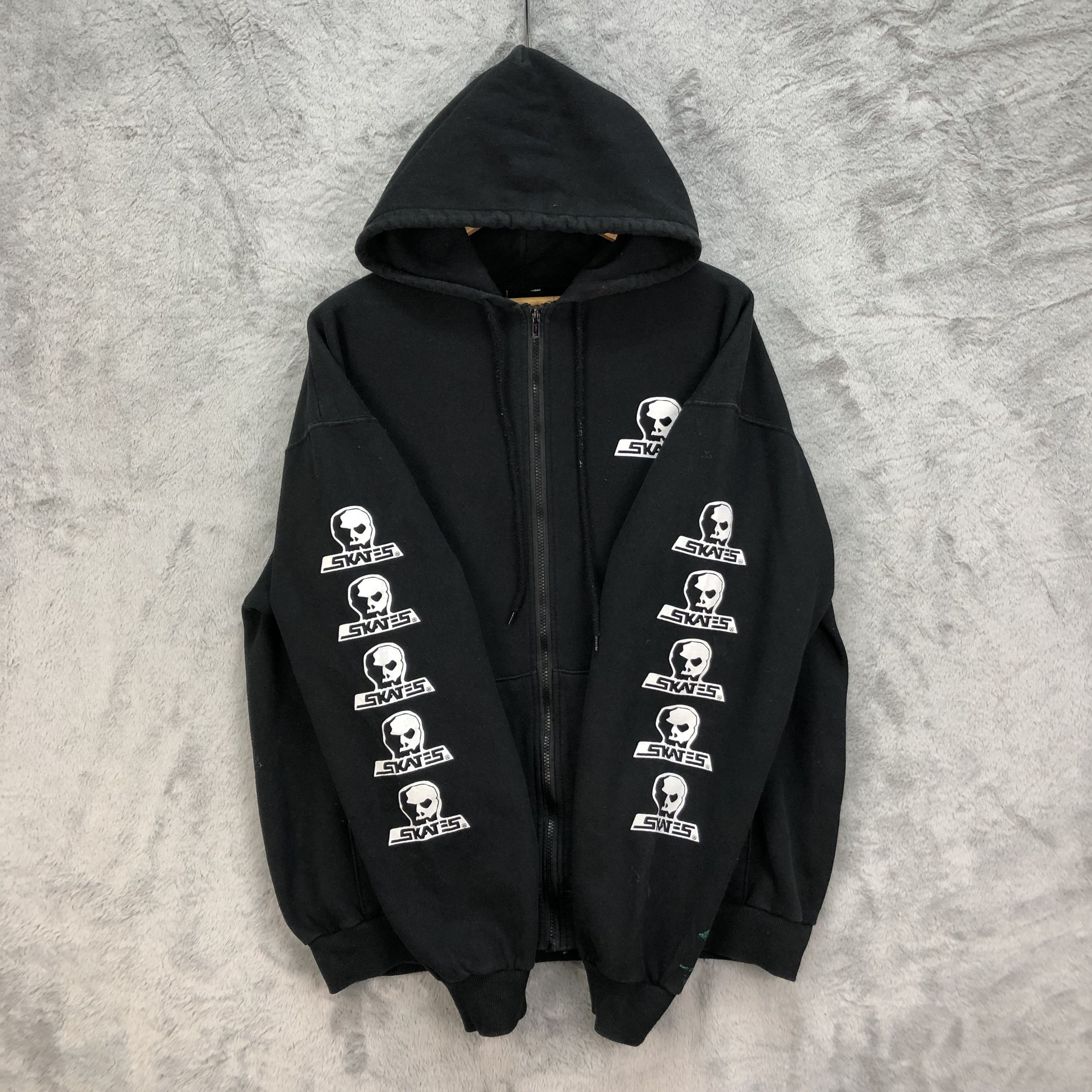 Japanese Brand VINTAGE Y2K SKULLSKATES TRASHED HOODIES #5112-32 Size US XL / EU 56 / 4 - 5 Thumbnail