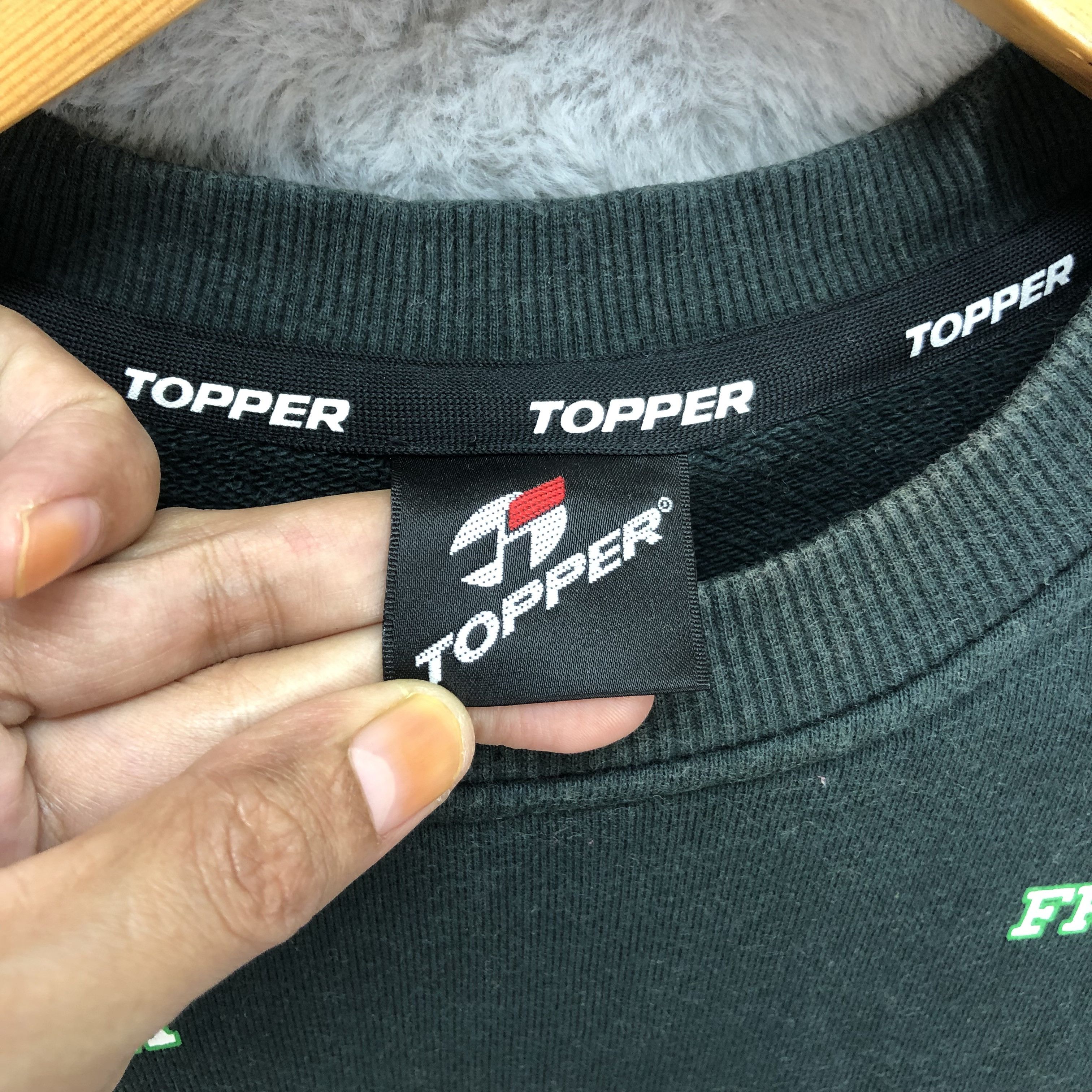Japanese Brand Brazil Topper Fruta Fruta Big Logo Sweatshirts #4573-159 Size US L / EU 52-54 / 3 - 8 Thumbnail